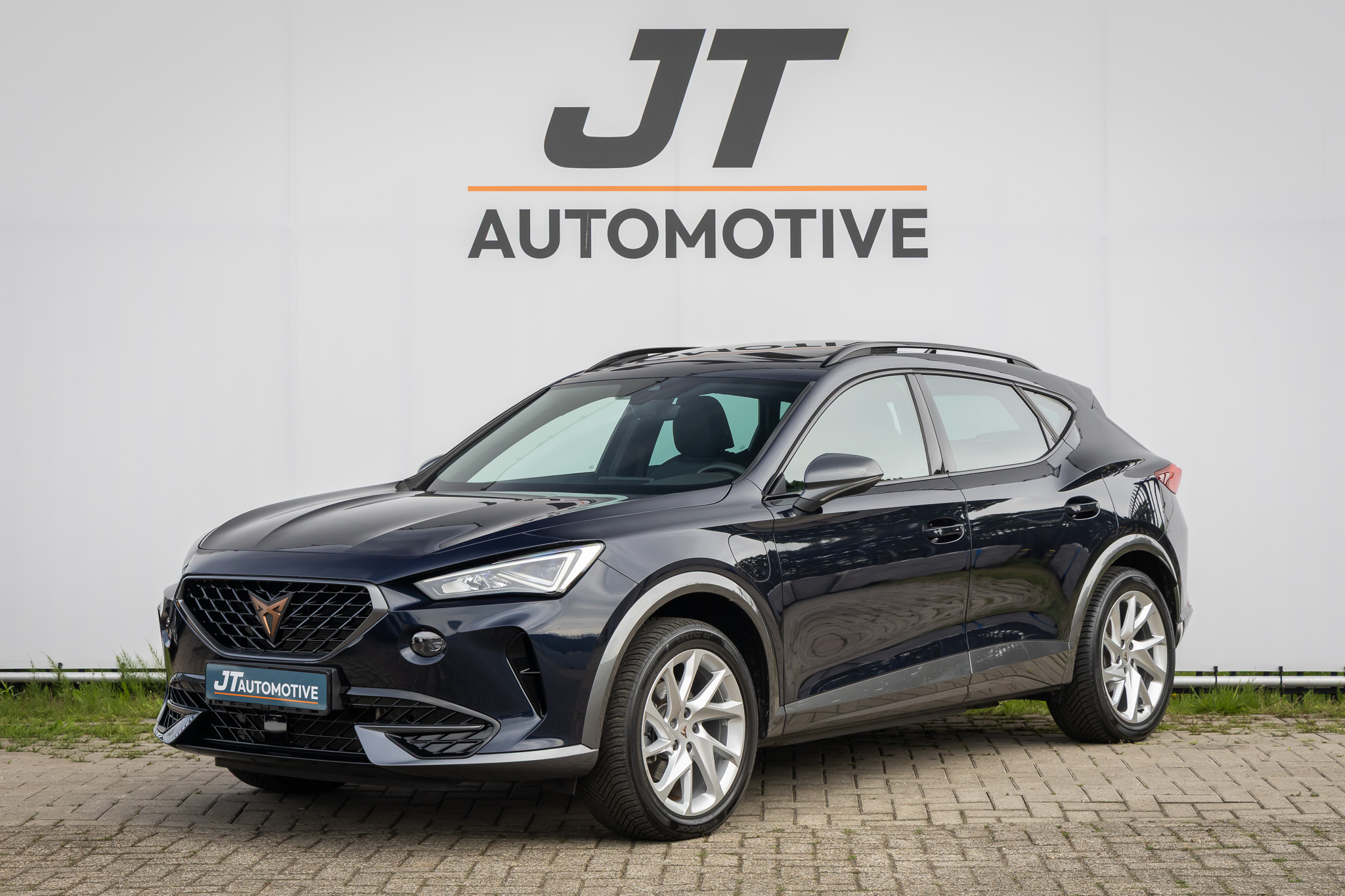 Cupra Formentor E-hybrid 1.4 e-Hybrid Bns SOH100% Pano | Camera | PDC | Stoelverwarming | Stuurverwarming | Adaptive cruise | Half ledere bekleding | Car 2022 - voorkant