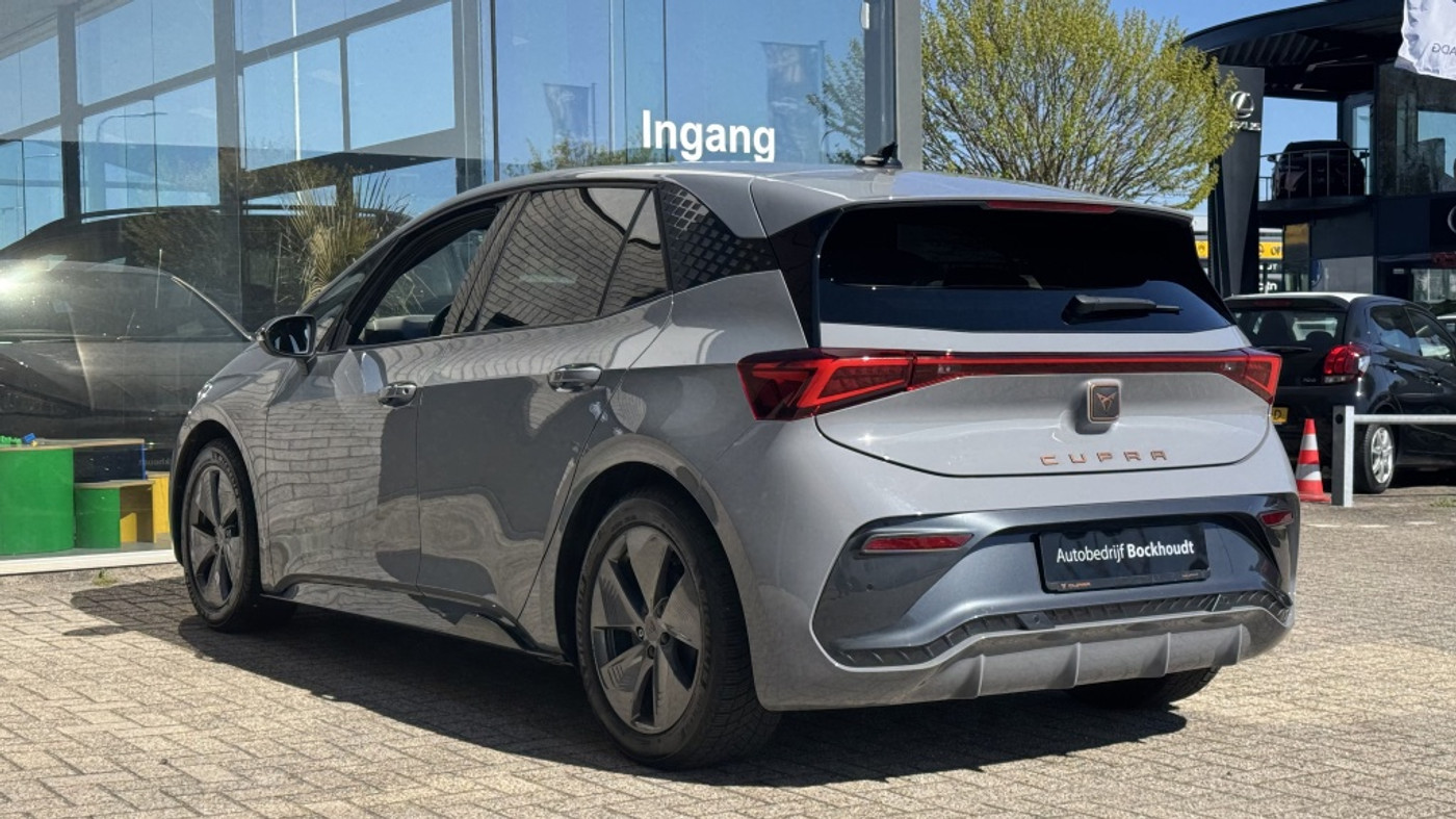 Foto van Cupra Born 150 KW 58/62 KWH