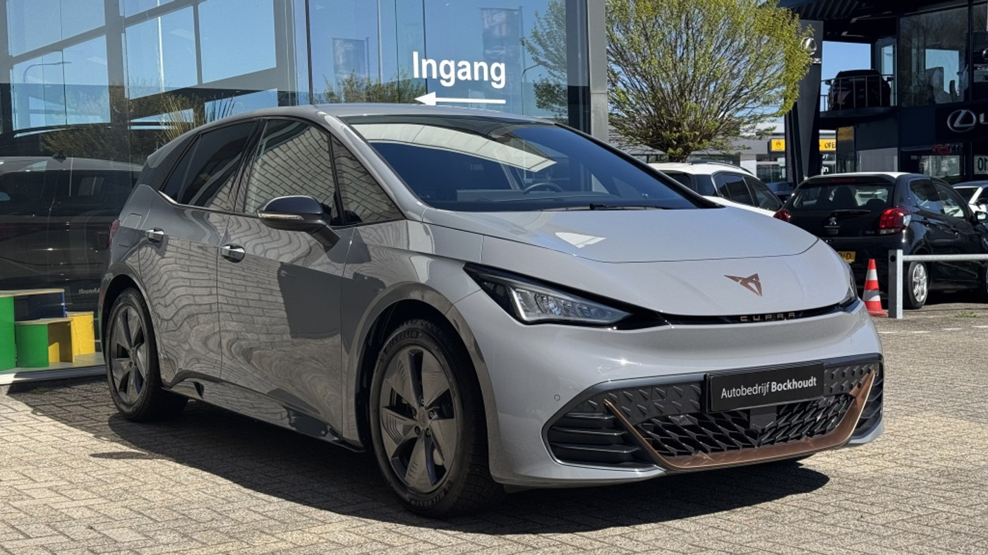 Foto van Cupra Born 150 KW 58/62 KWH