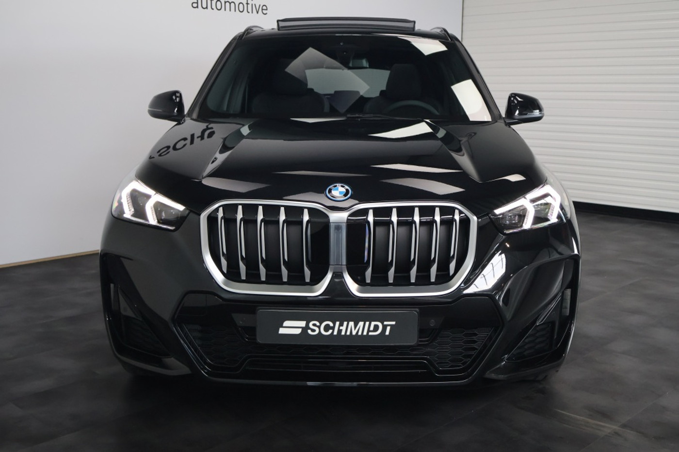 Foto van BMW X1 Xdrive25e