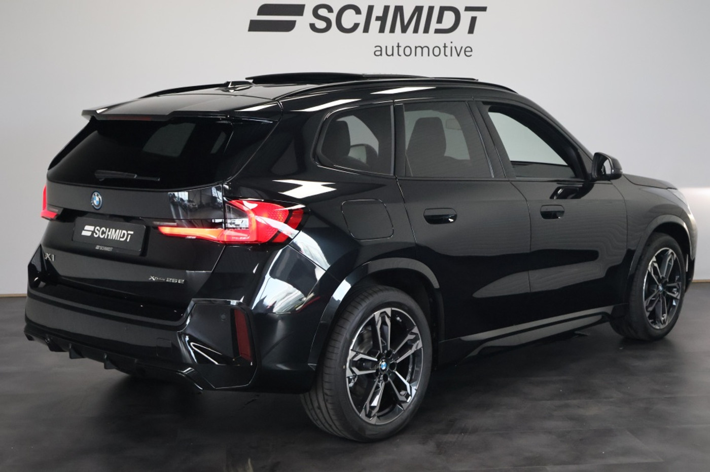 Foto van BMW X1 Xdrive25e