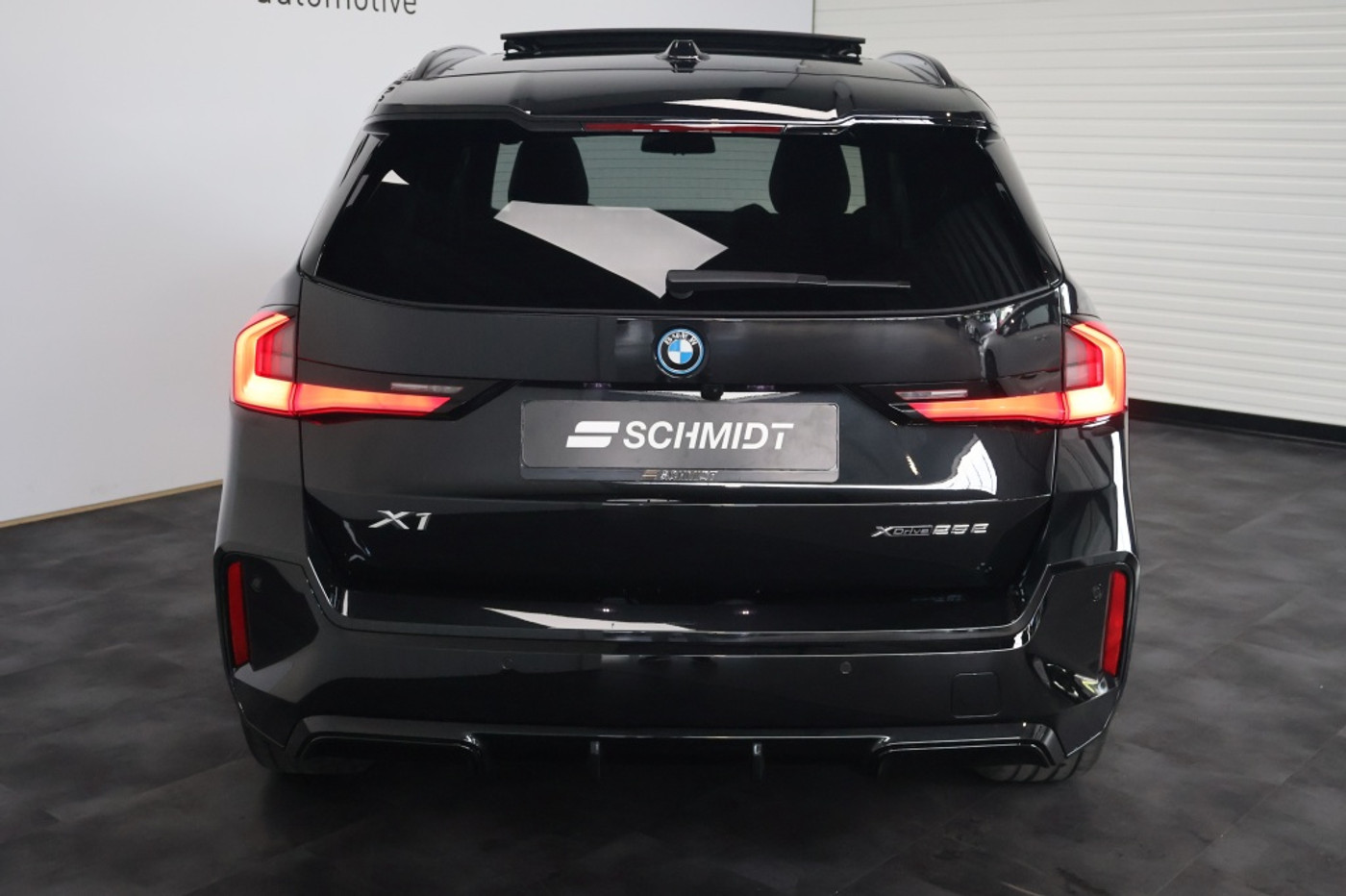 Foto van BMW X1 Xdrive25e