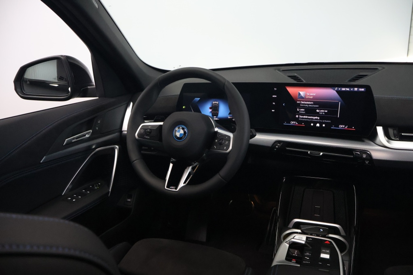 Foto van BMW X1 Xdrive25e