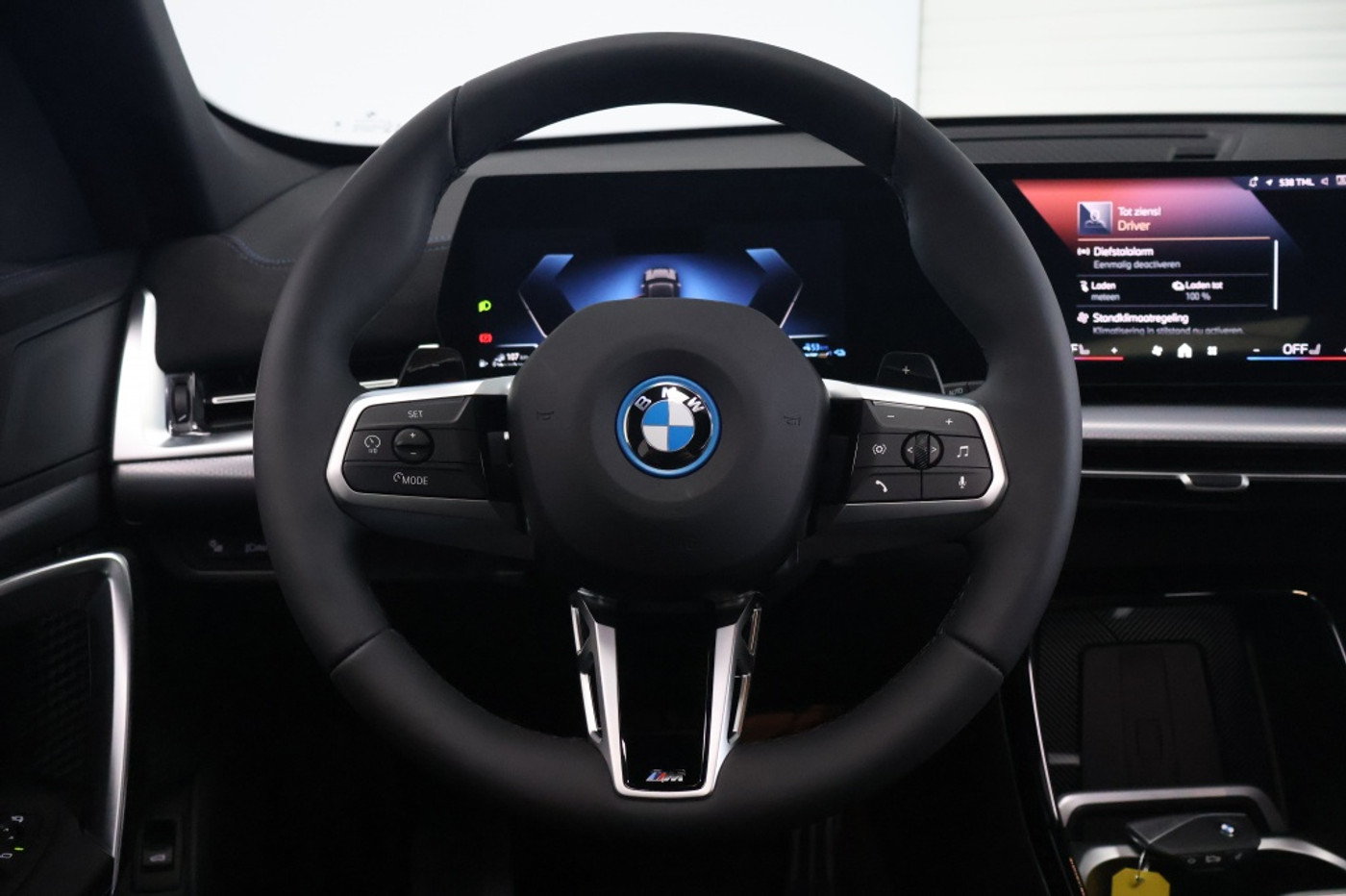 Foto van BMW X1 Xdrive25e