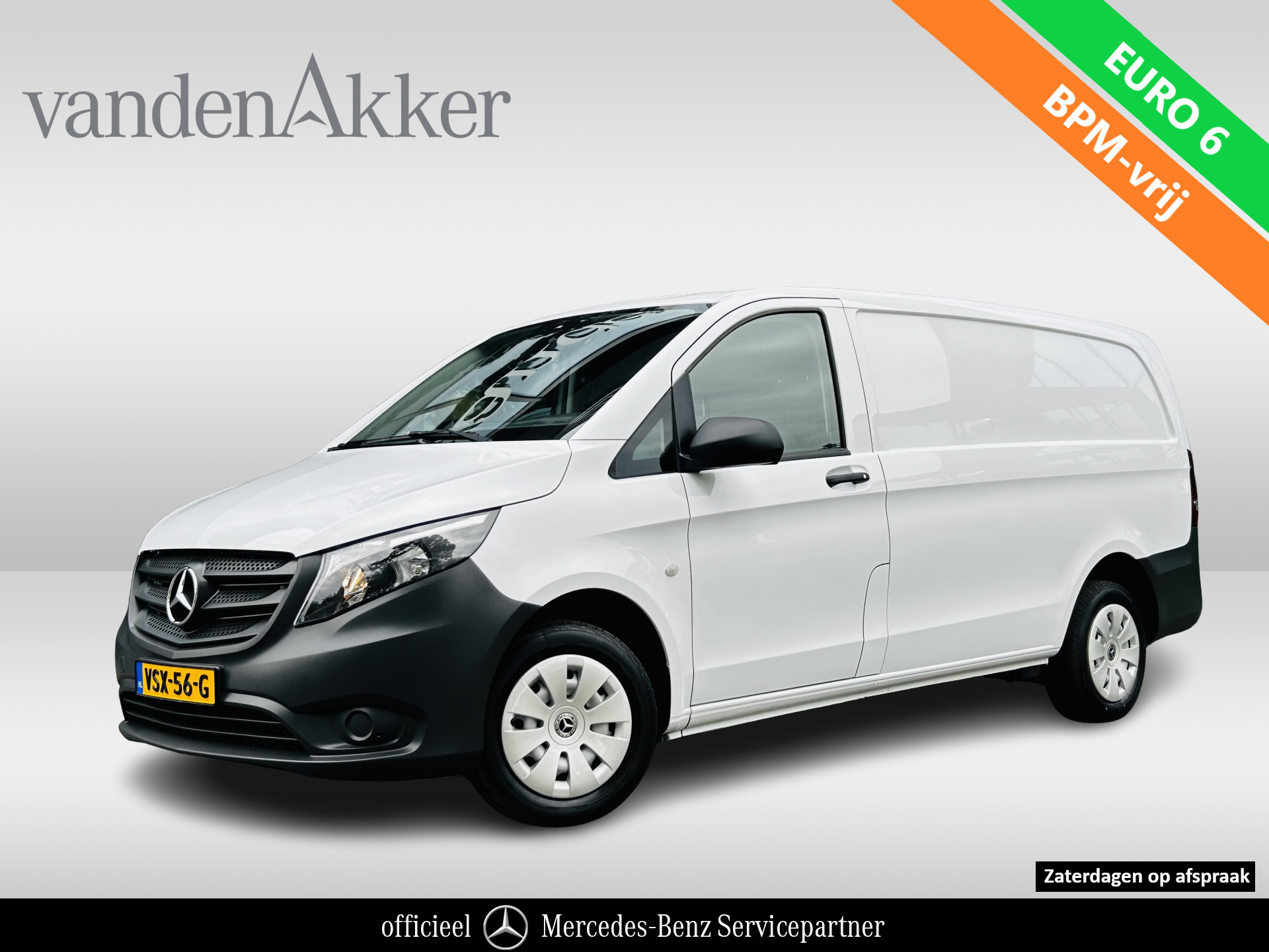 Mercedes-Benz Vito 110 CDI L2 Lang RWD // GRATIS TREKHAAK 2000 kg // Airco // Achterklep // 12 mnd Garantie // 2000kg // Bank // Radio // CV // Betimmering // Wieldoppen 2023 - voorkant