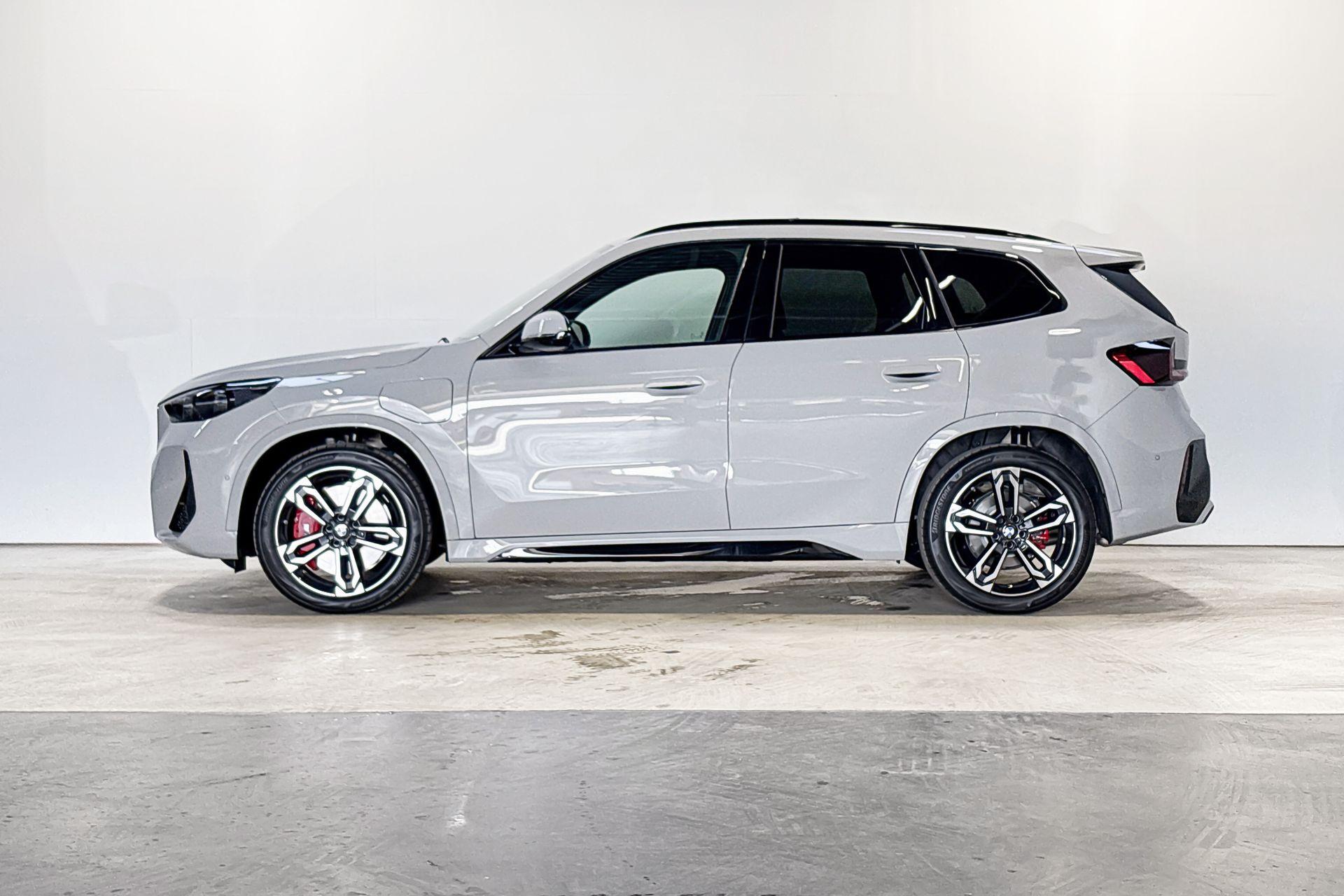 Foto van BMW X1 Xdrive25e