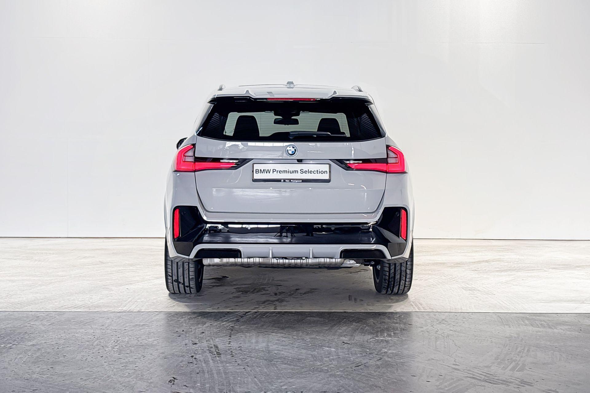 Foto van BMW X1 Xdrive25e