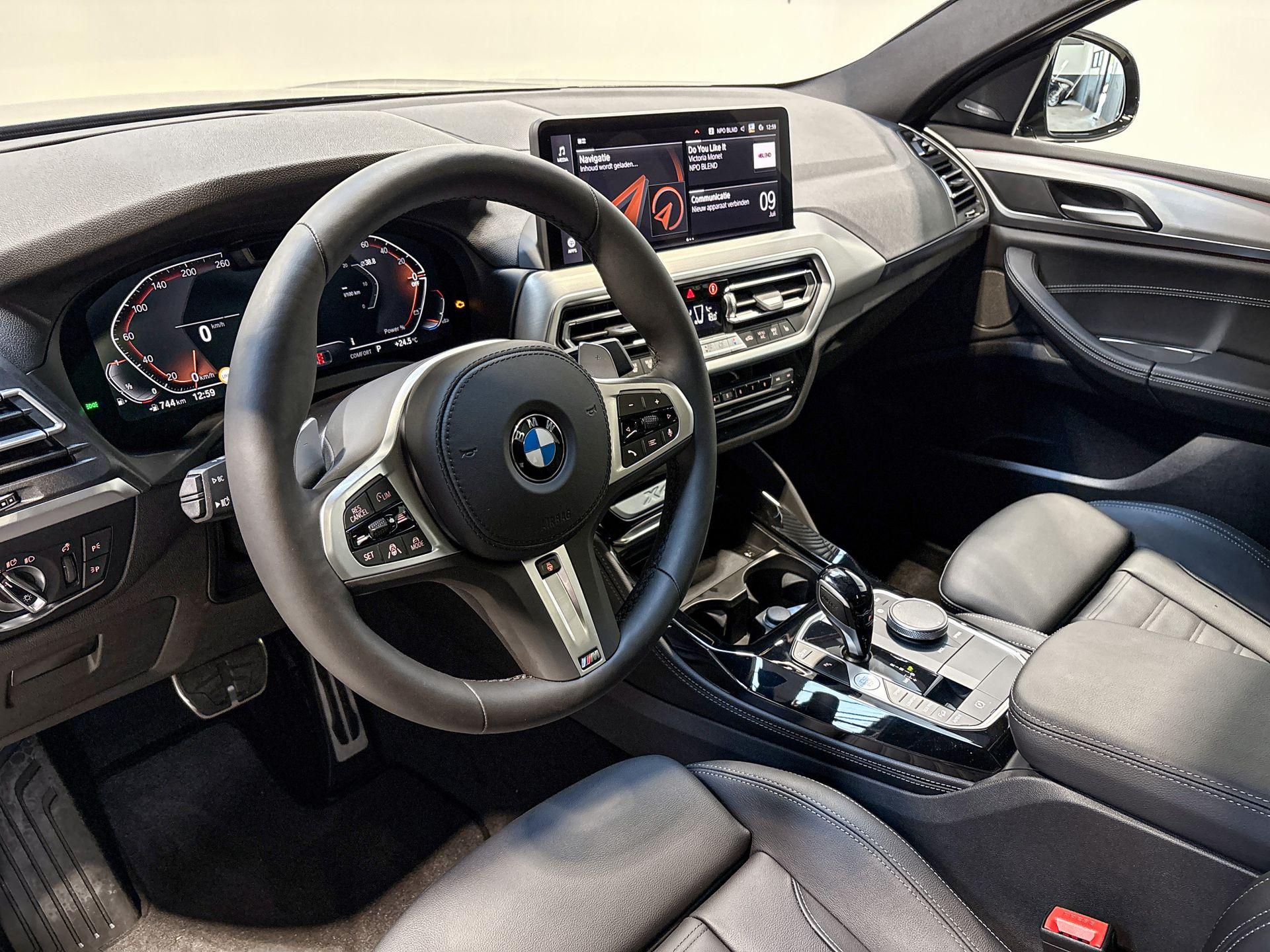 Foto van BMW X4 Xdrive30i