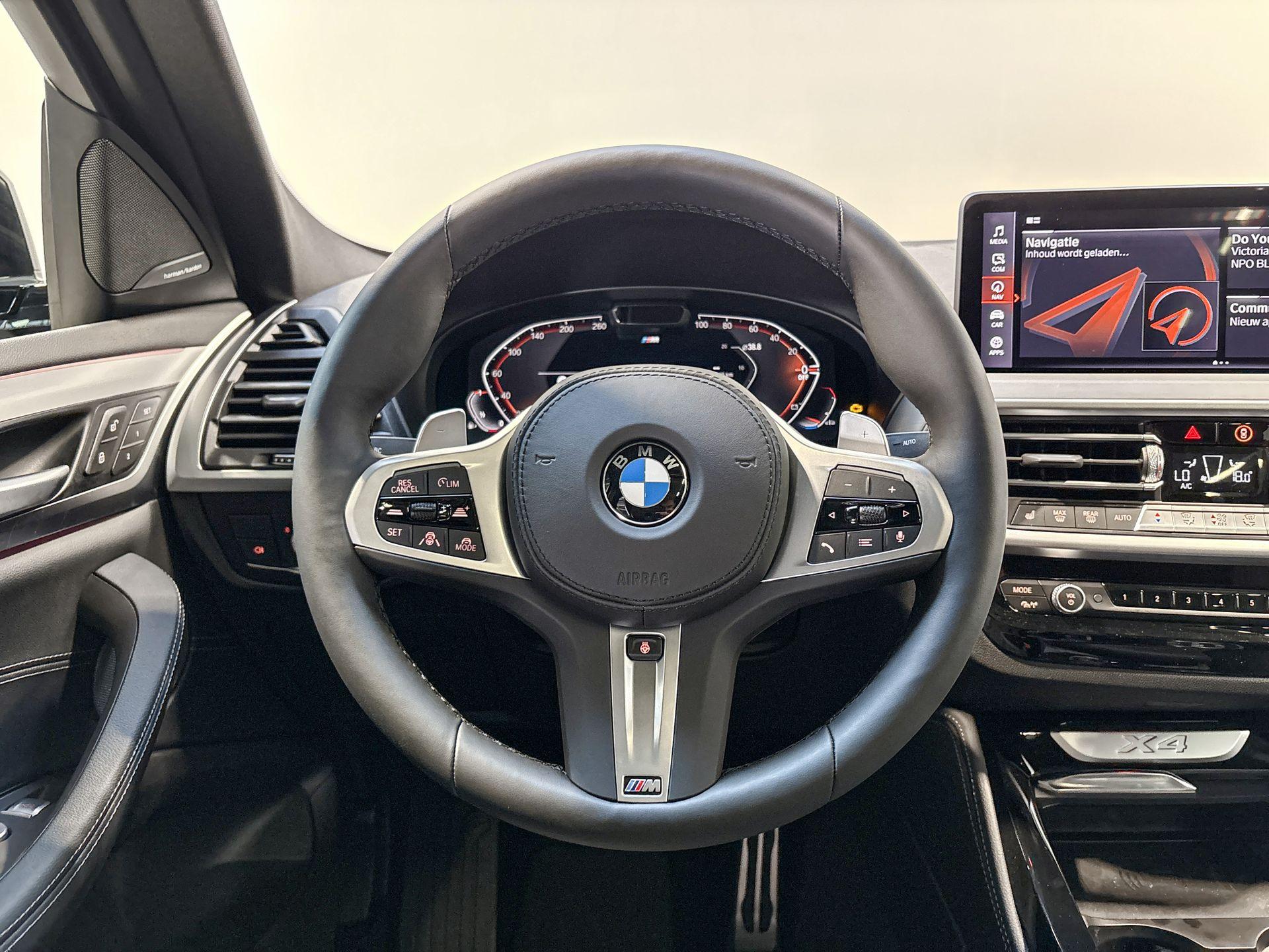 Foto van BMW X4 Xdrive30i