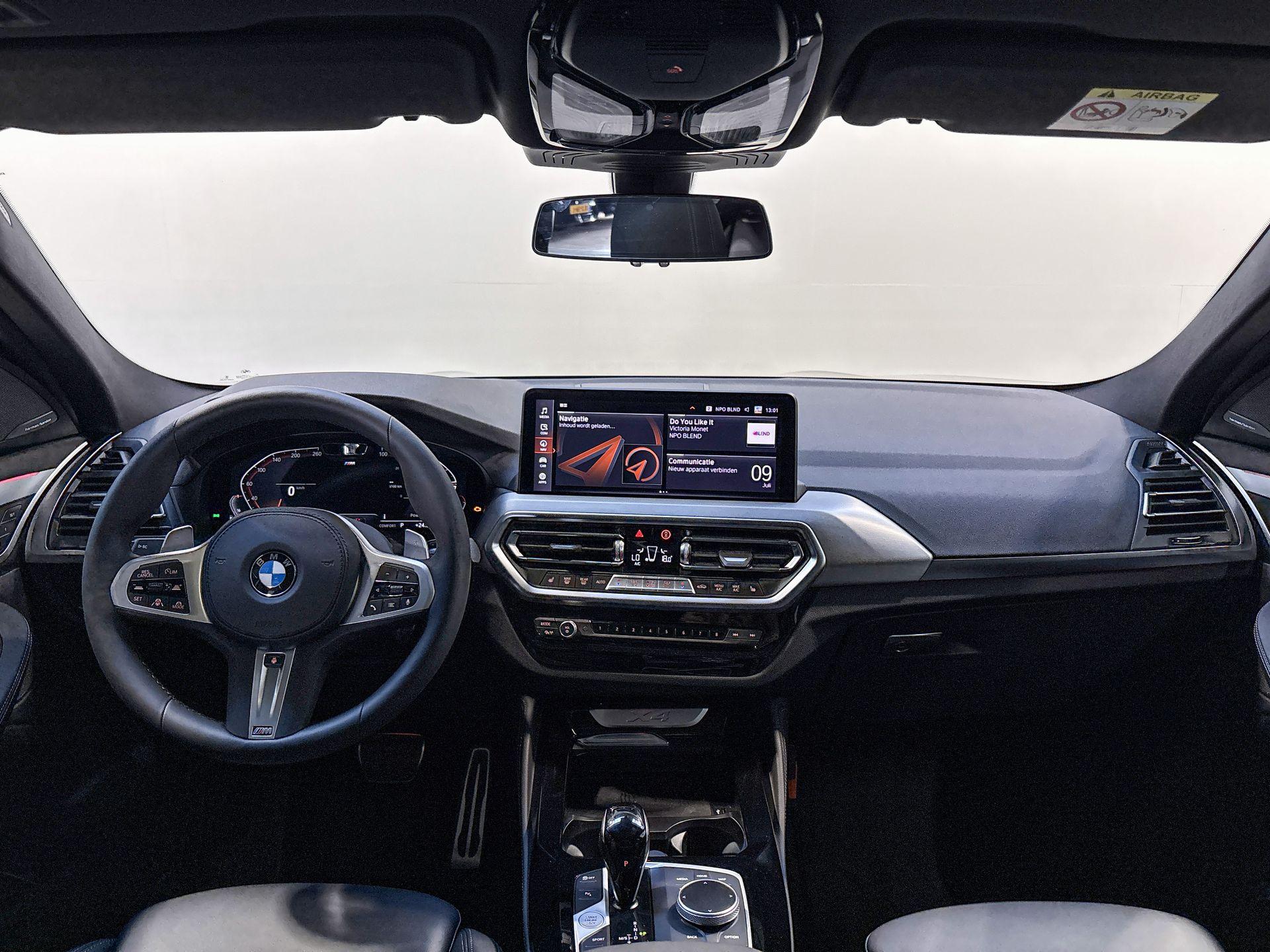 Foto van BMW X4 Xdrive30i