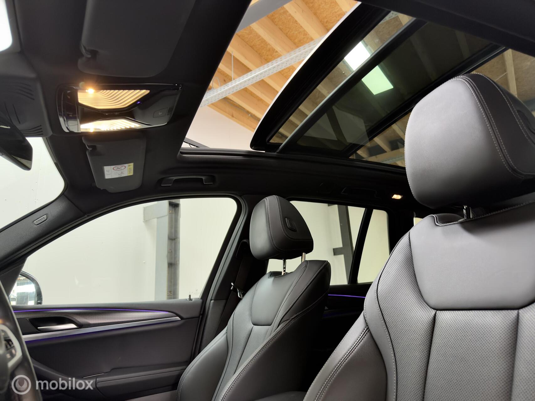 Foto van BMW X3 Xdrive30e