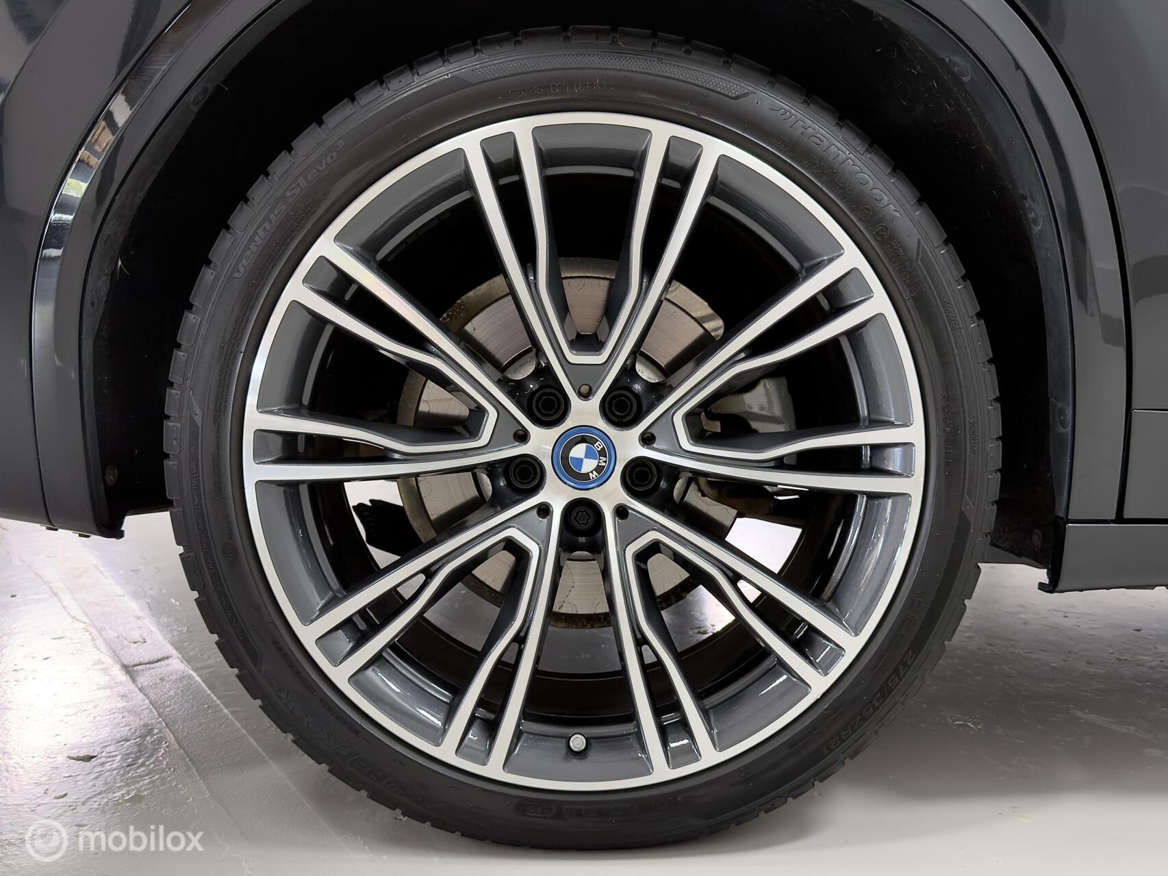 Foto van BMW X3 Xdrive30e