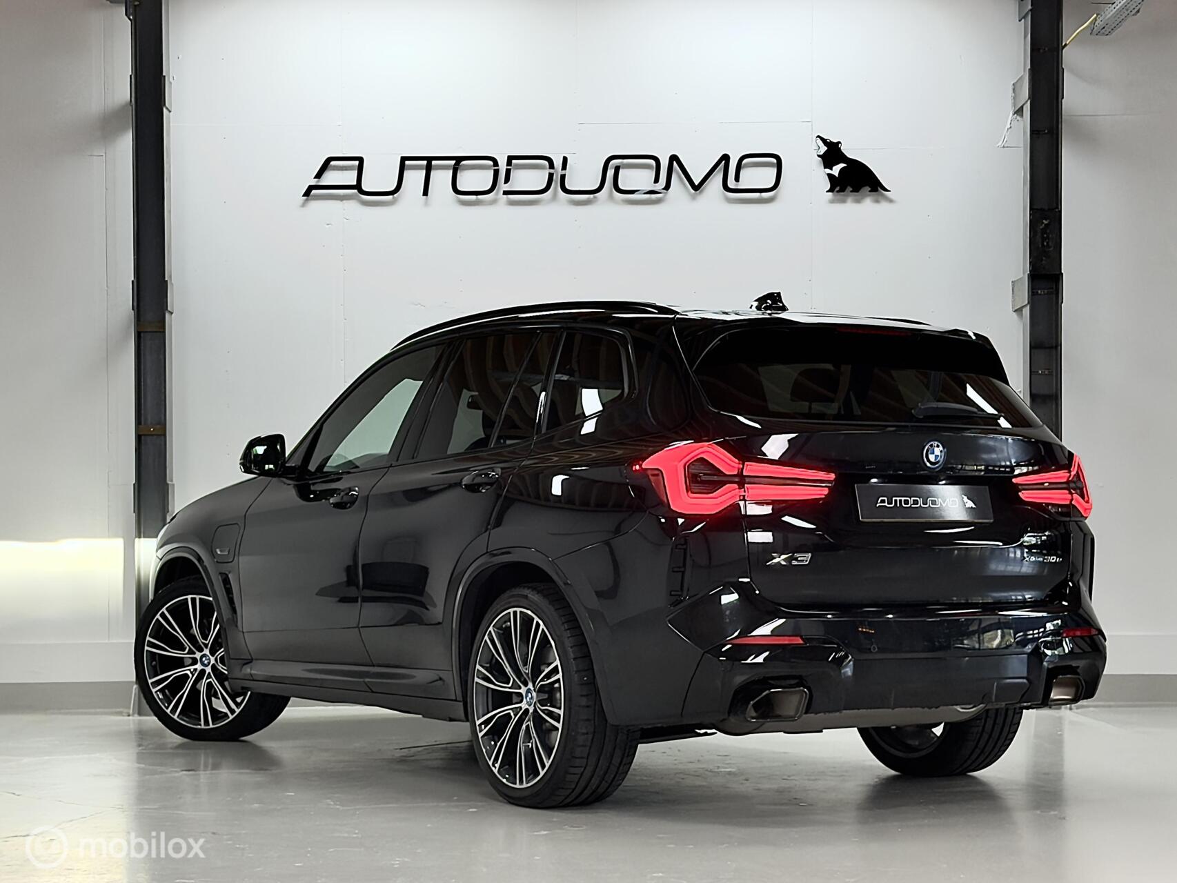 Foto van BMW X3 Xdrive30e