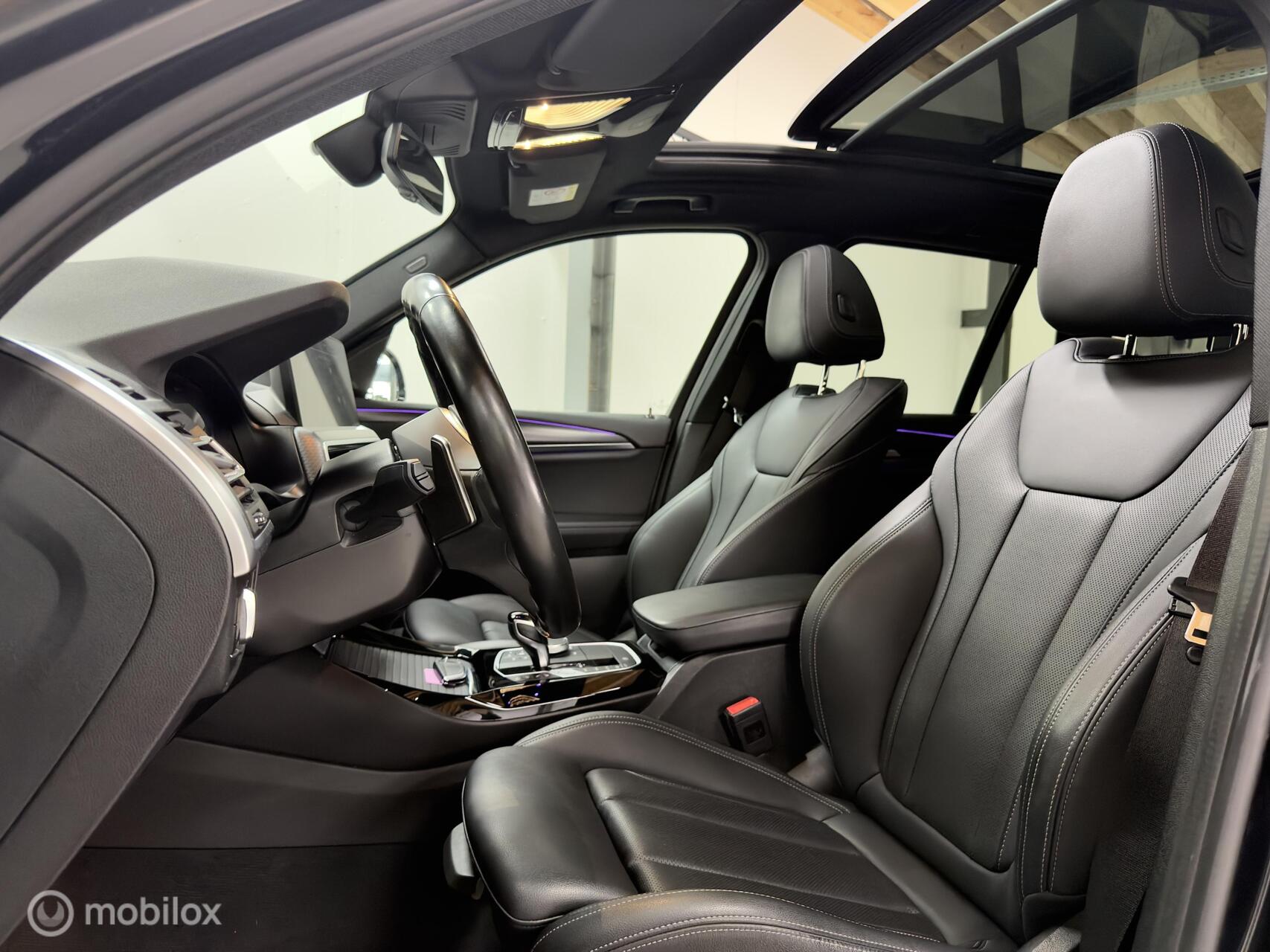 Foto van BMW X3 Xdrive30e