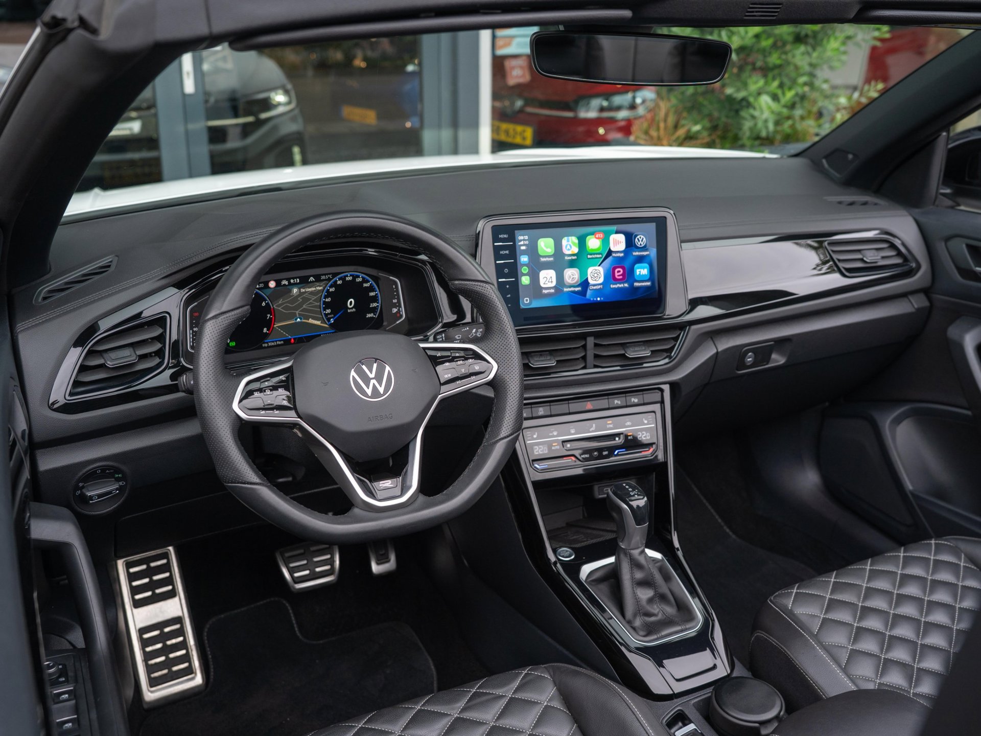 Foto van Volkswagen T-roc Cabrio