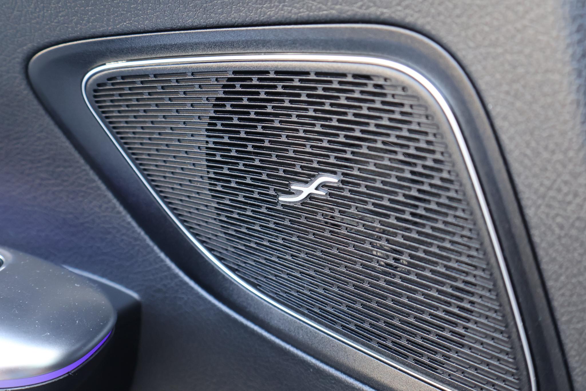 Foto van Mercedes-Benz C 300 E