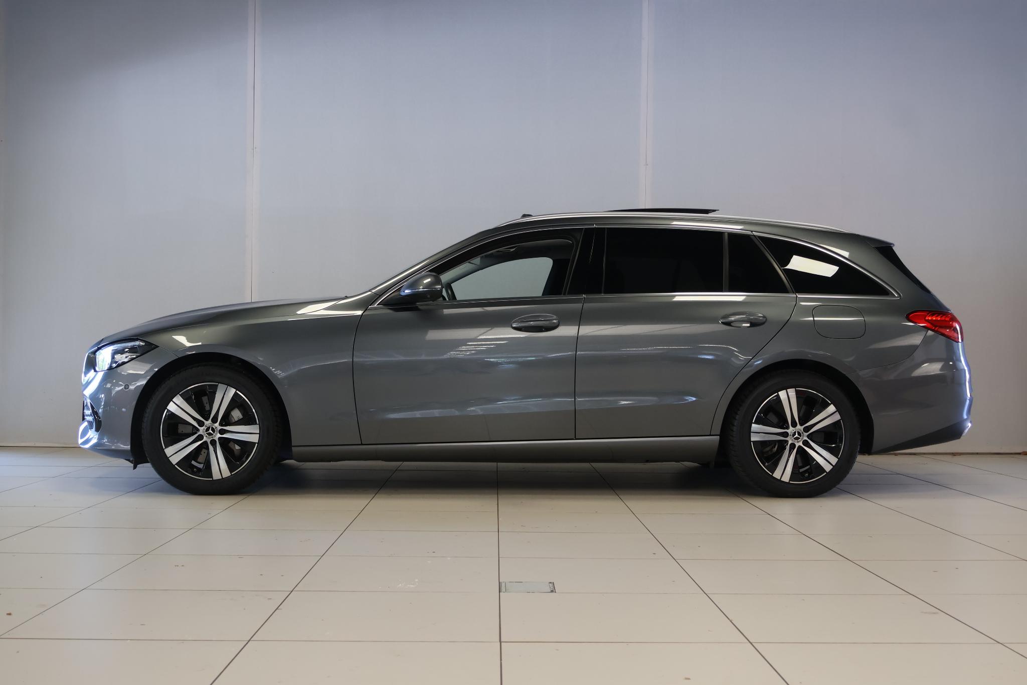 Foto van Mercedes-Benz C 300 E