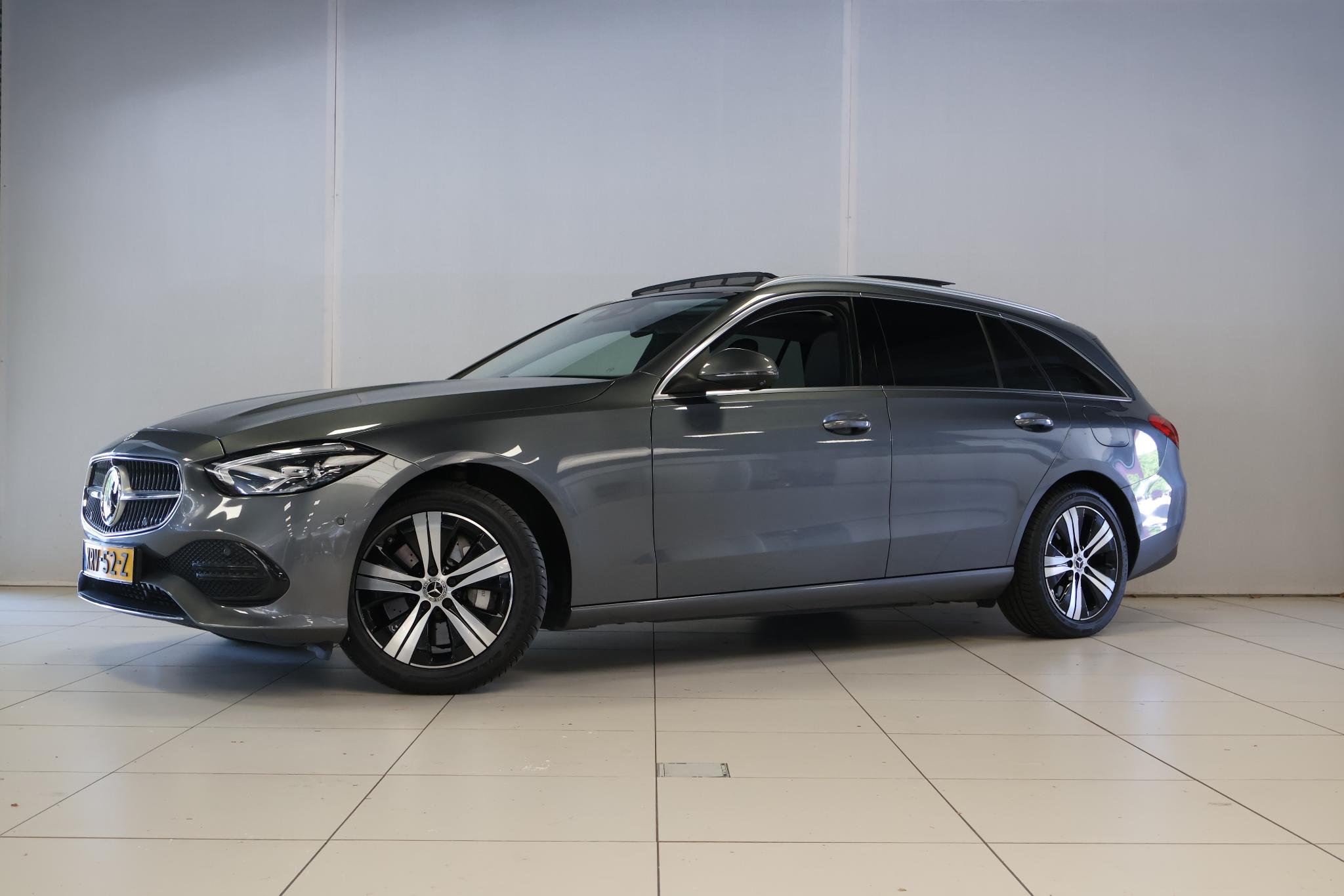 Foto van Mercedes-Benz C 300 E
