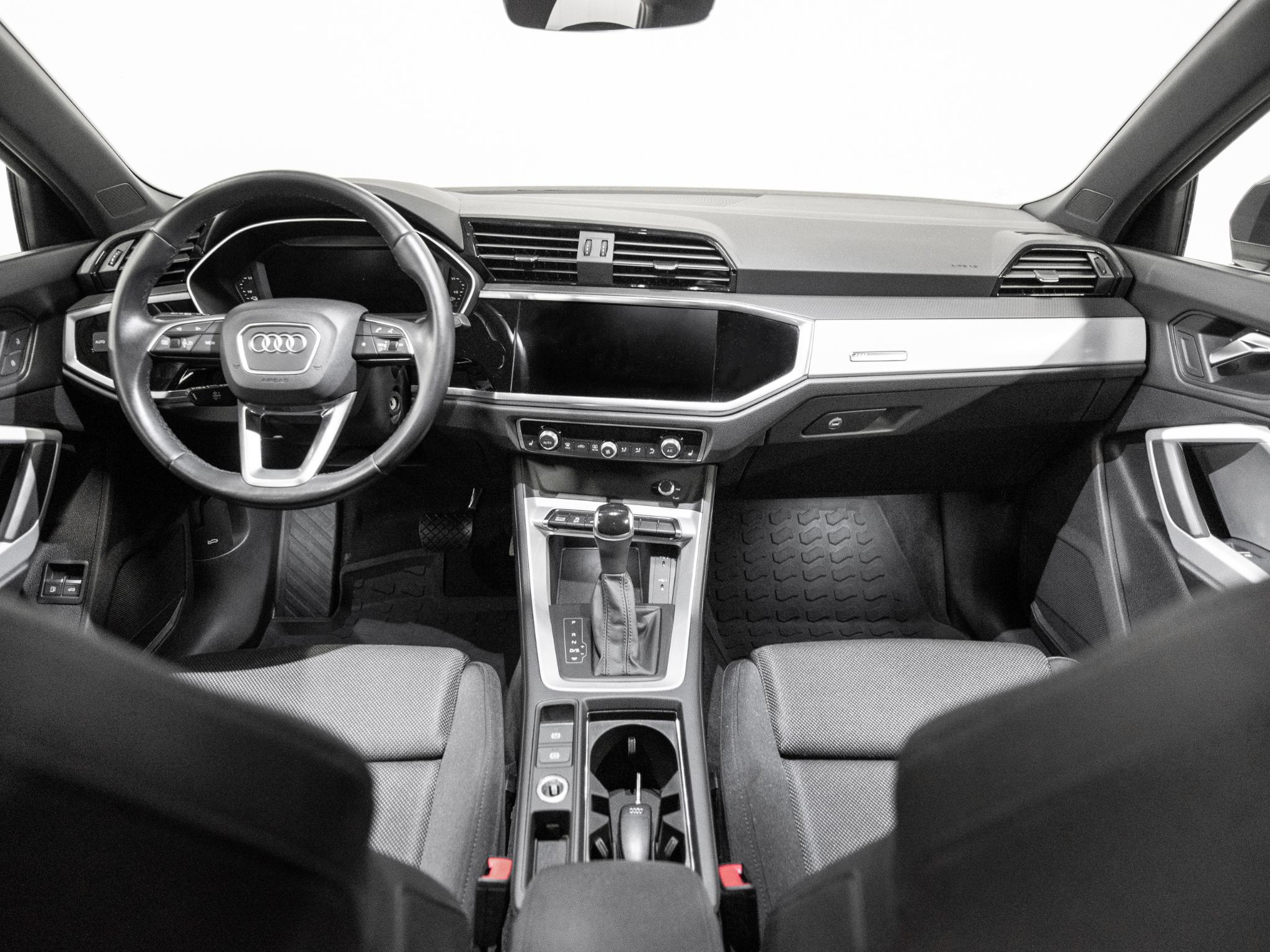 Foto van Audi Q3 E-tron