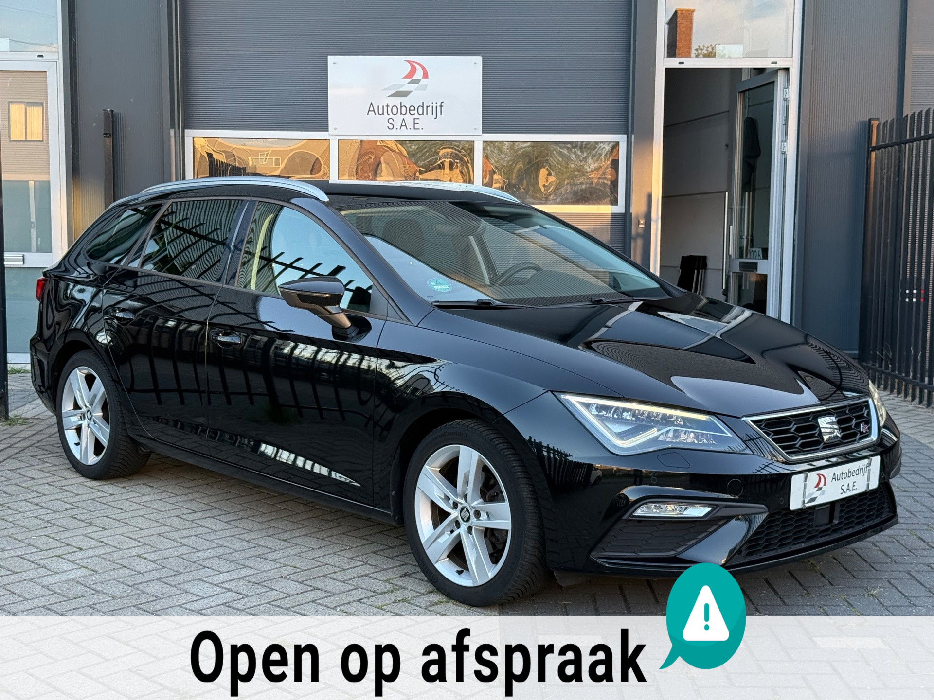 Seat Leon ST 1.5 TSI FR DSG CARPLAY VIRTUAL ACC LED CLIMATE 2019 - voorkant