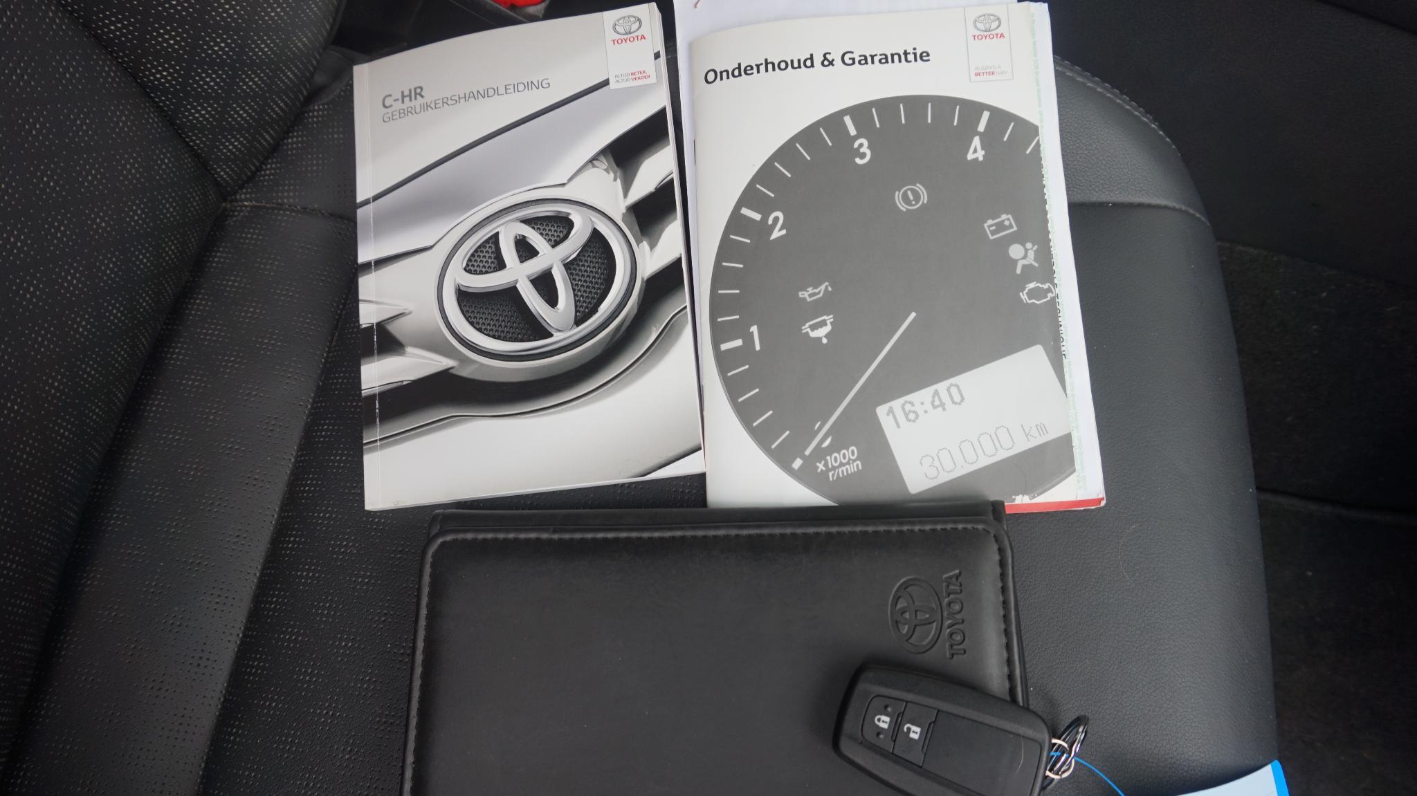 Foto van Toyota C-hr