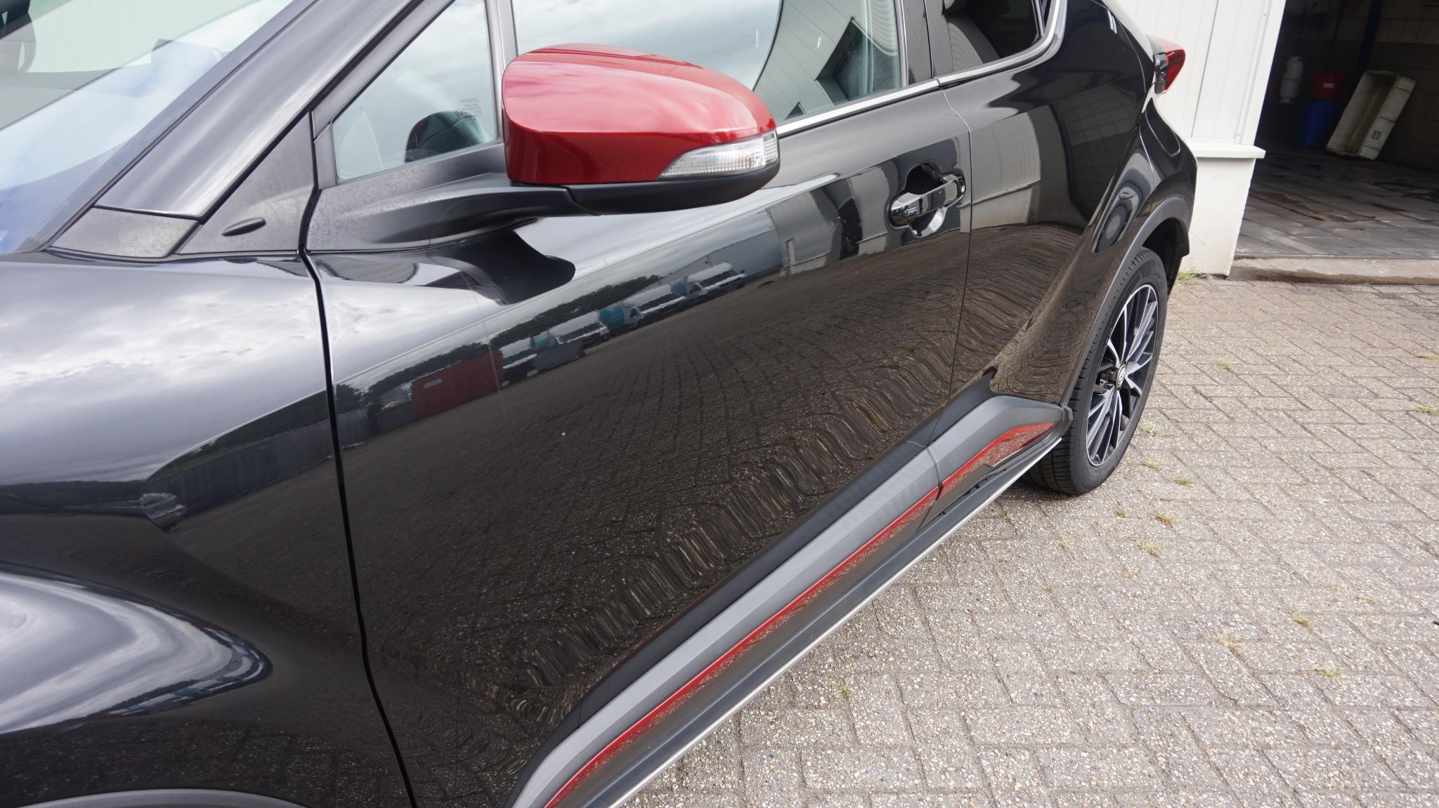 Foto van Toyota C-hr