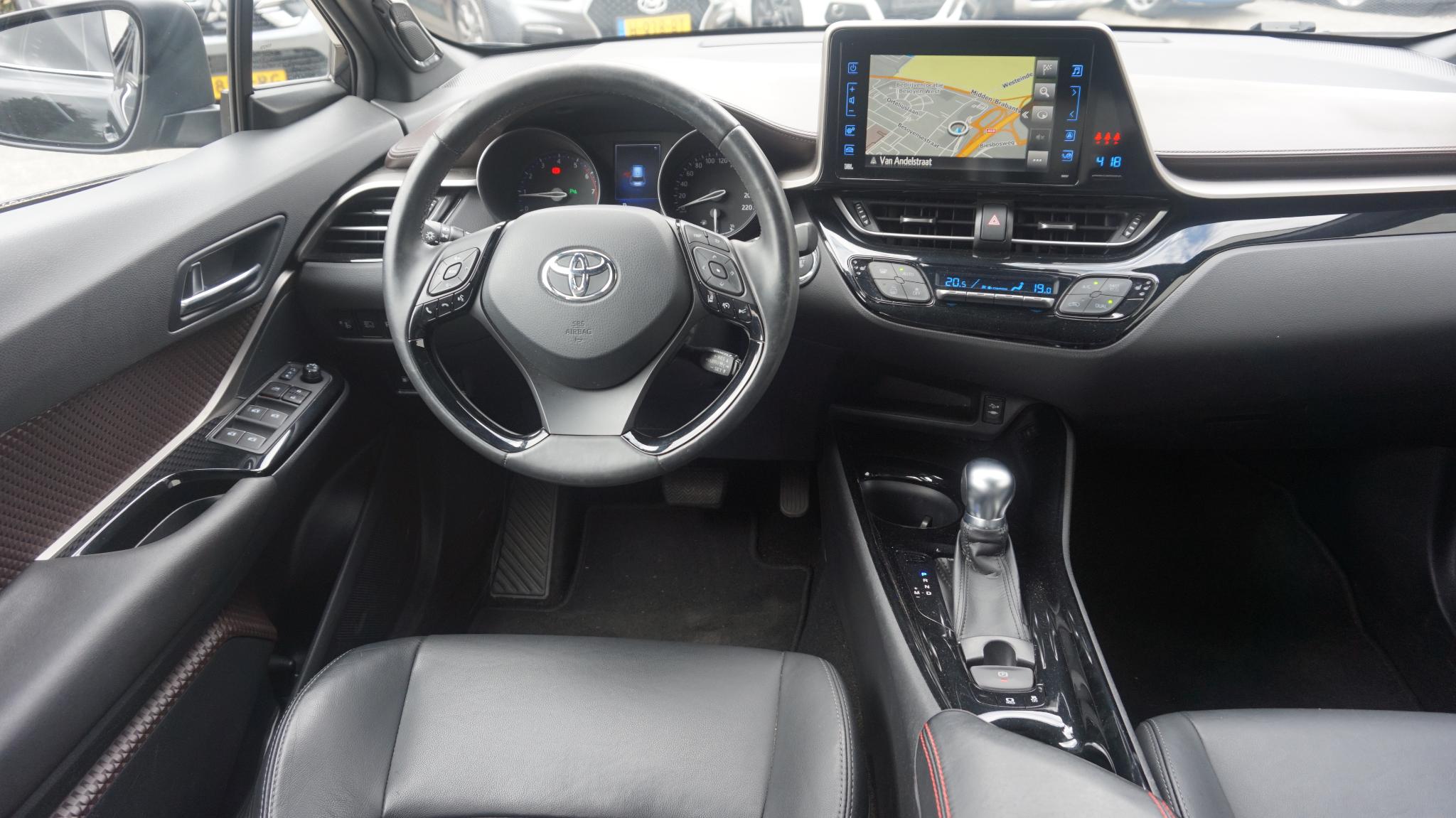Foto van Toyota C-hr
