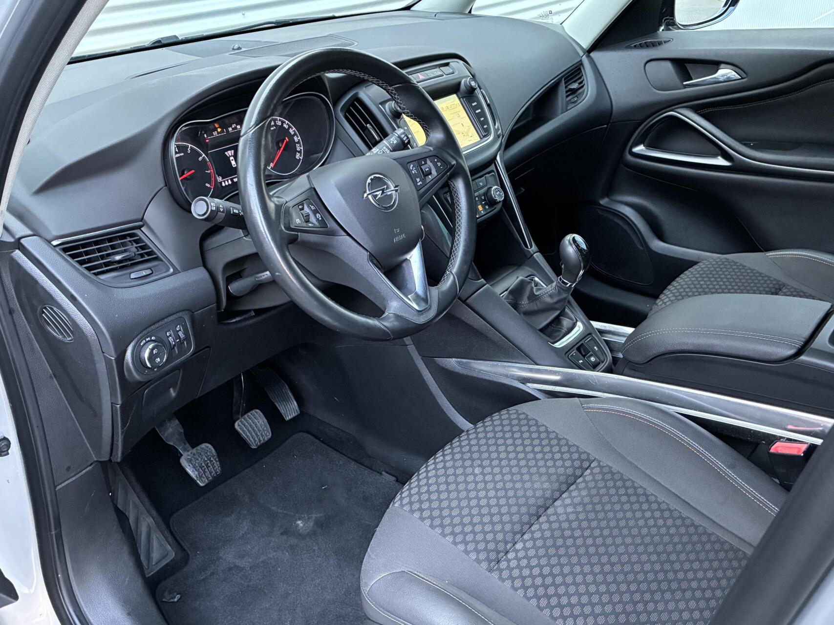 Foto van Opel Zafira