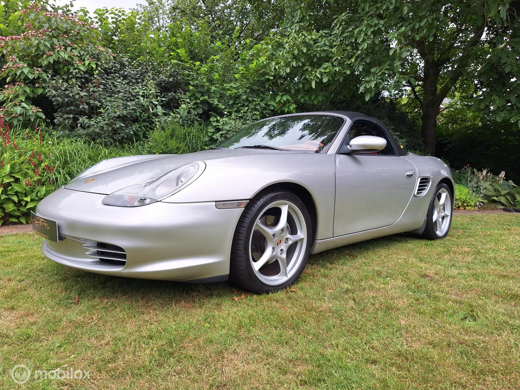 Porsche Boxster 986 vrijwel nieuwstaat! Perfect onderhouden. 2004 - voorkant