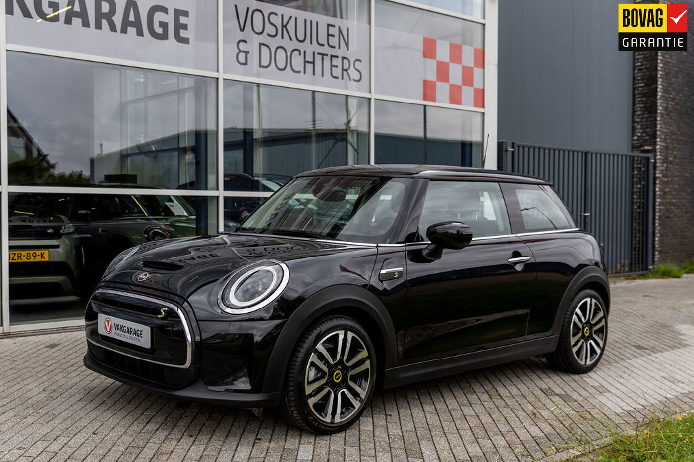 Mini Cooper Se Classic 33 kWh 2022 - voorkant