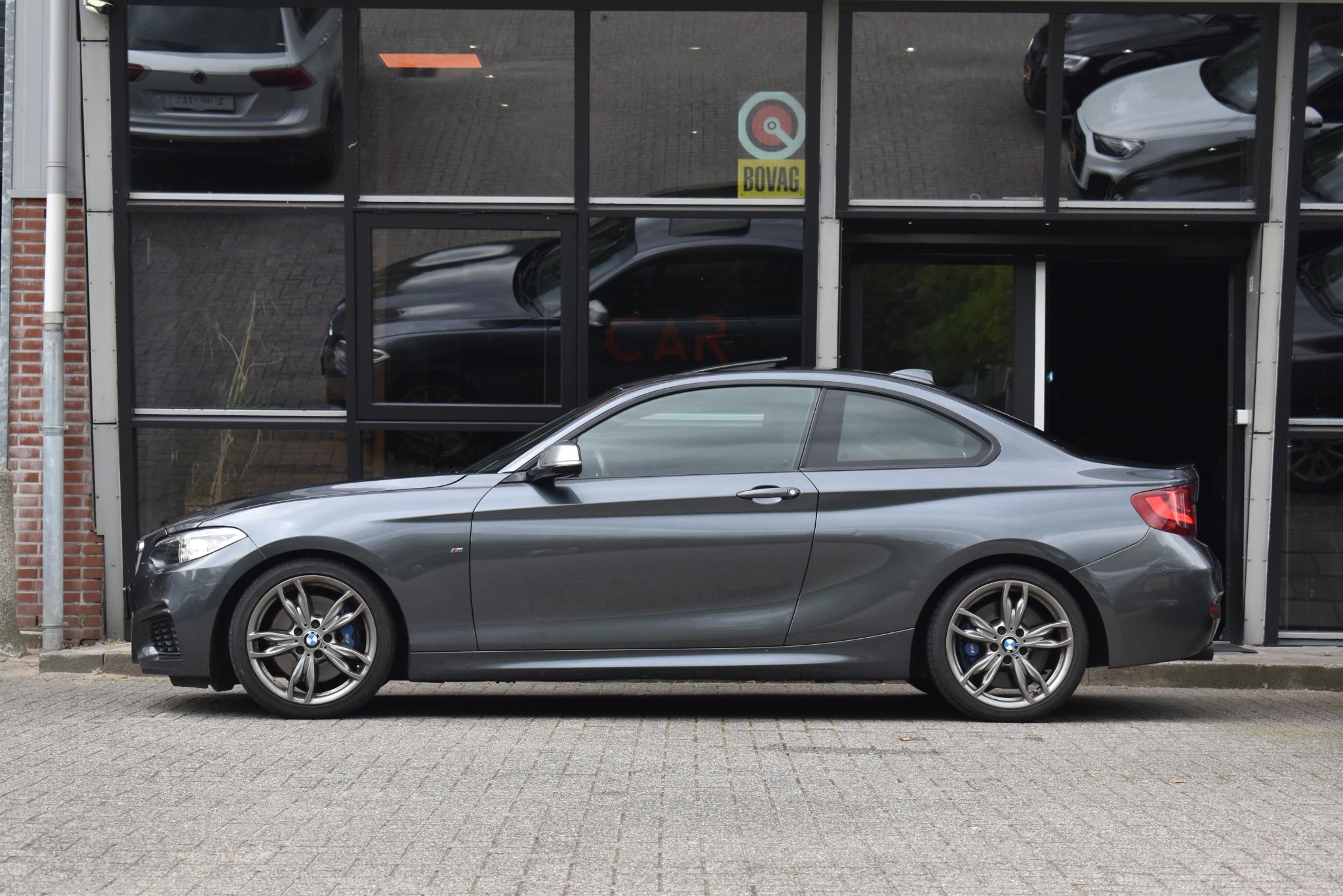 Foto van BMW M235i