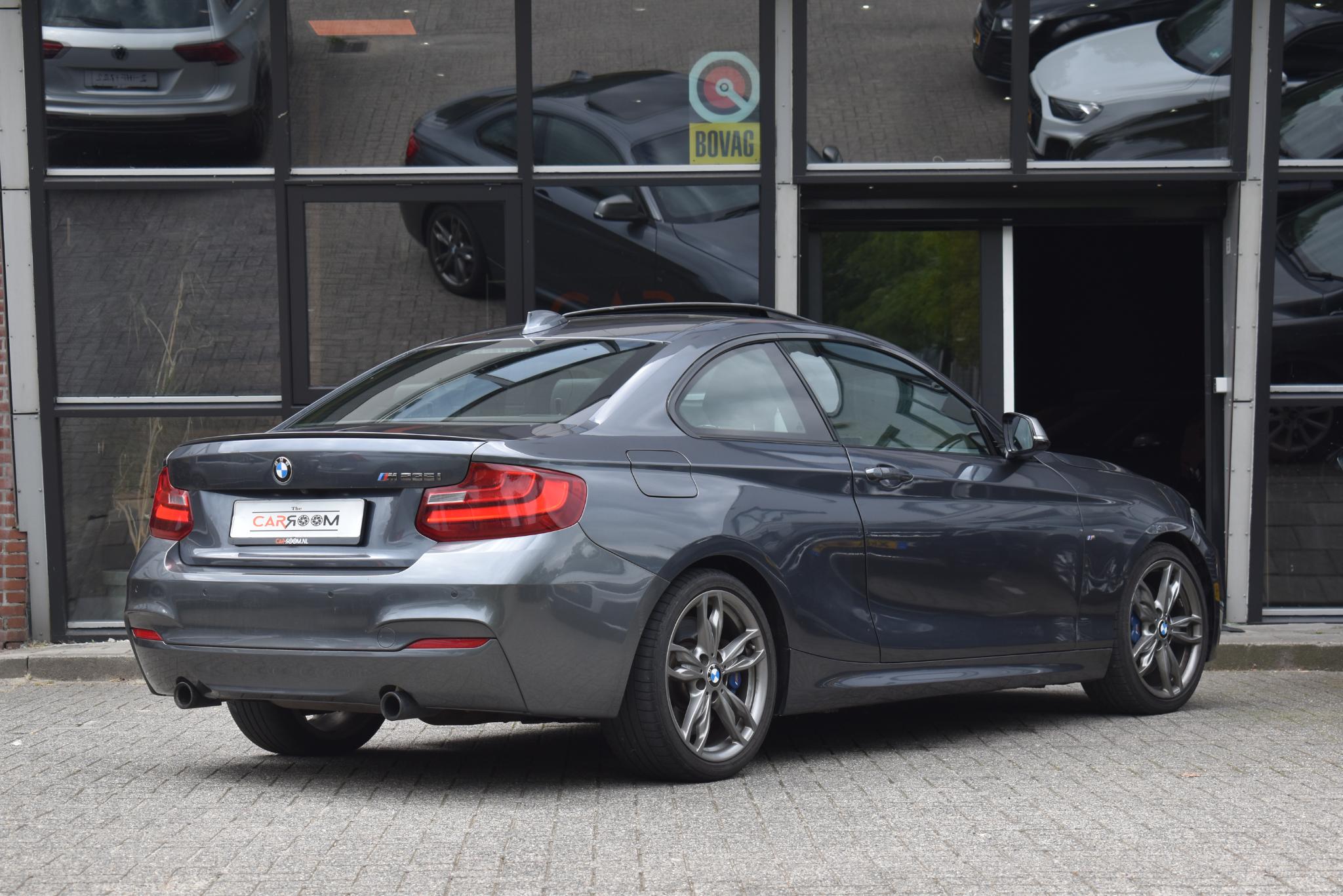 Foto van BMW M235i