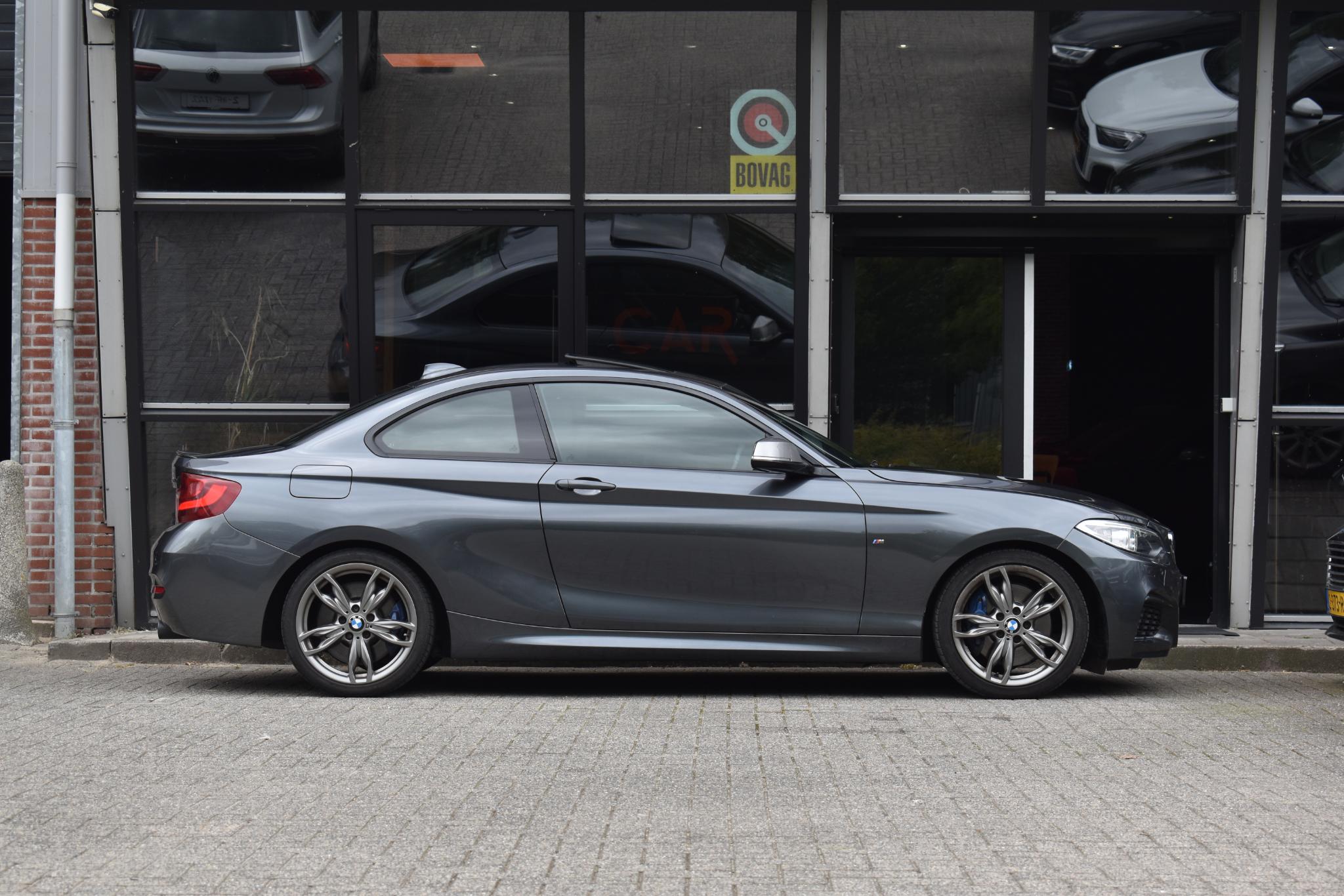 Foto van BMW M235i