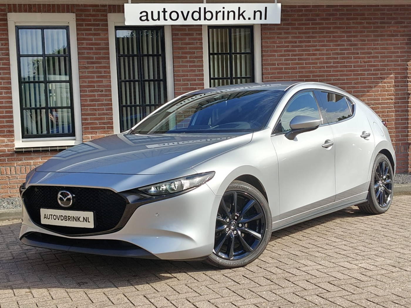 Mazda 3 2.0 SkyActiv-G, CAMERA RONDOM / TREKHAAK / LEER 2019 - voorkant
