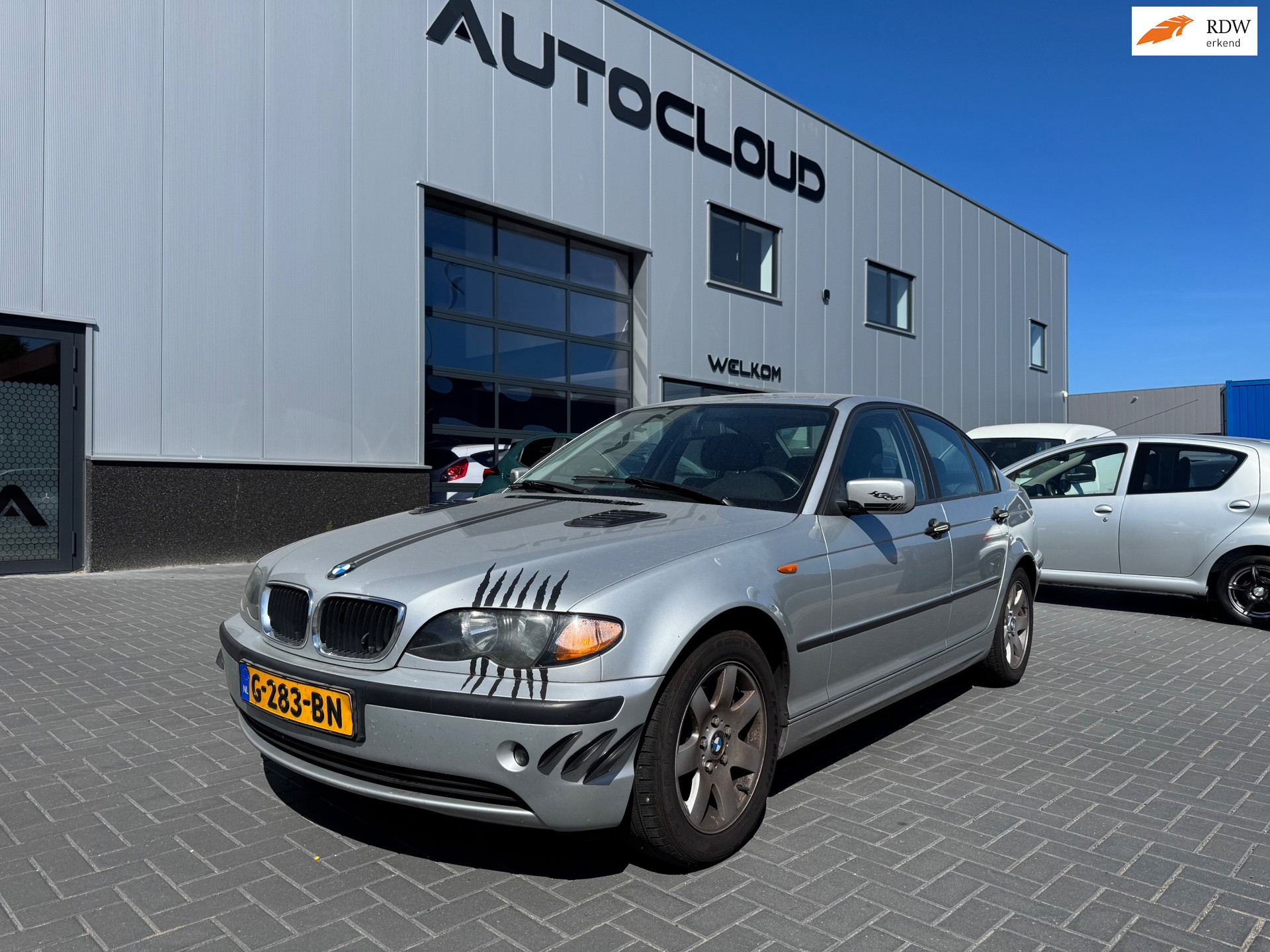 BMW 3er Reihe 316i Essence 2004 - voorkant