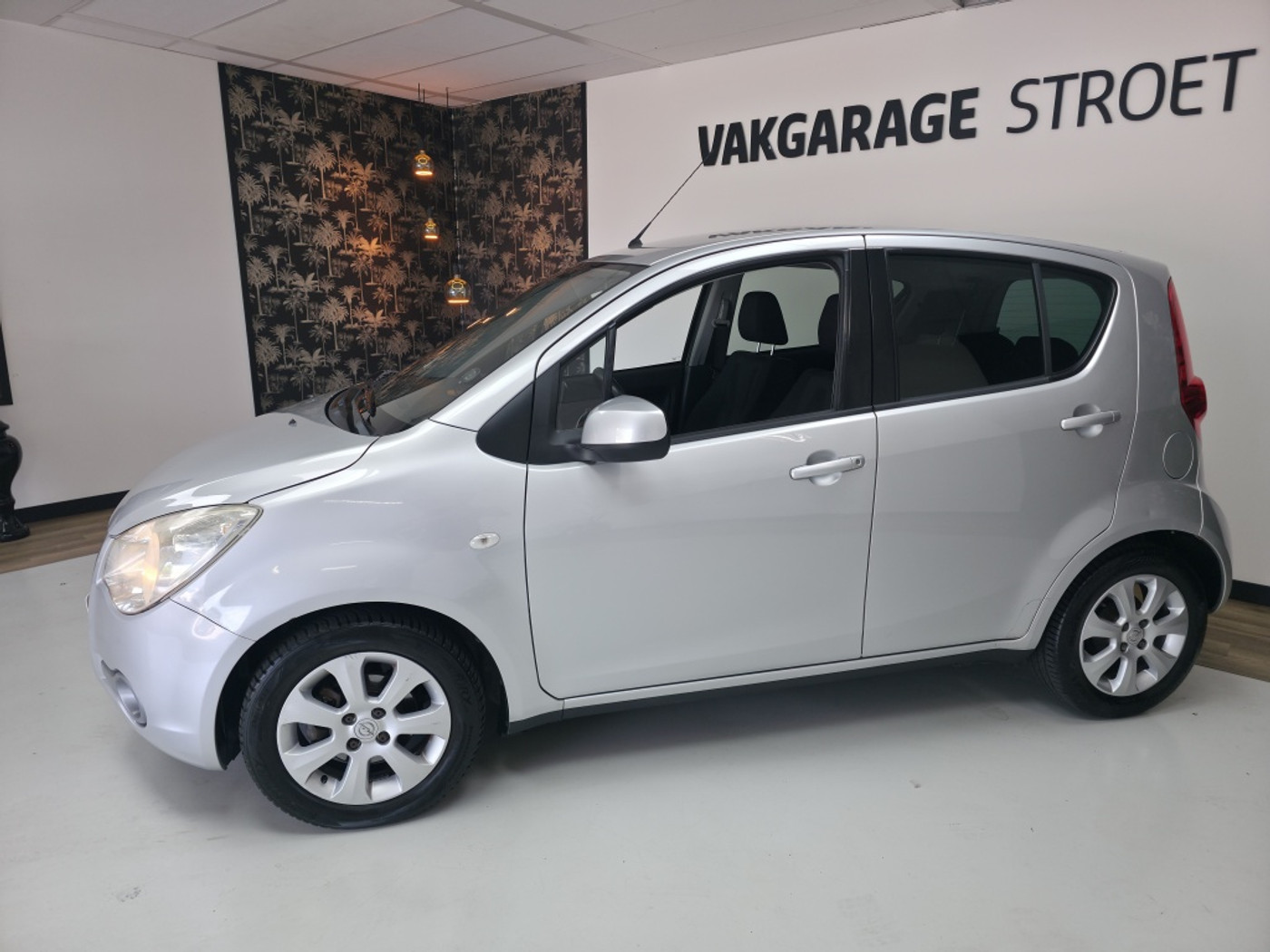 Foto van Opel Agila