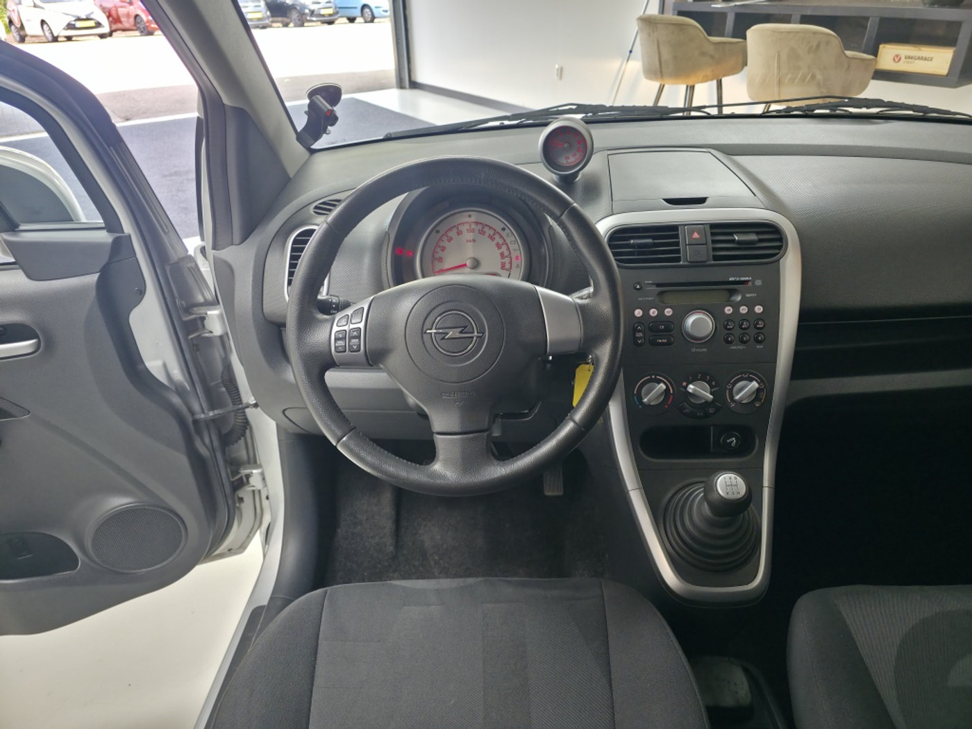 Foto van Opel Agila