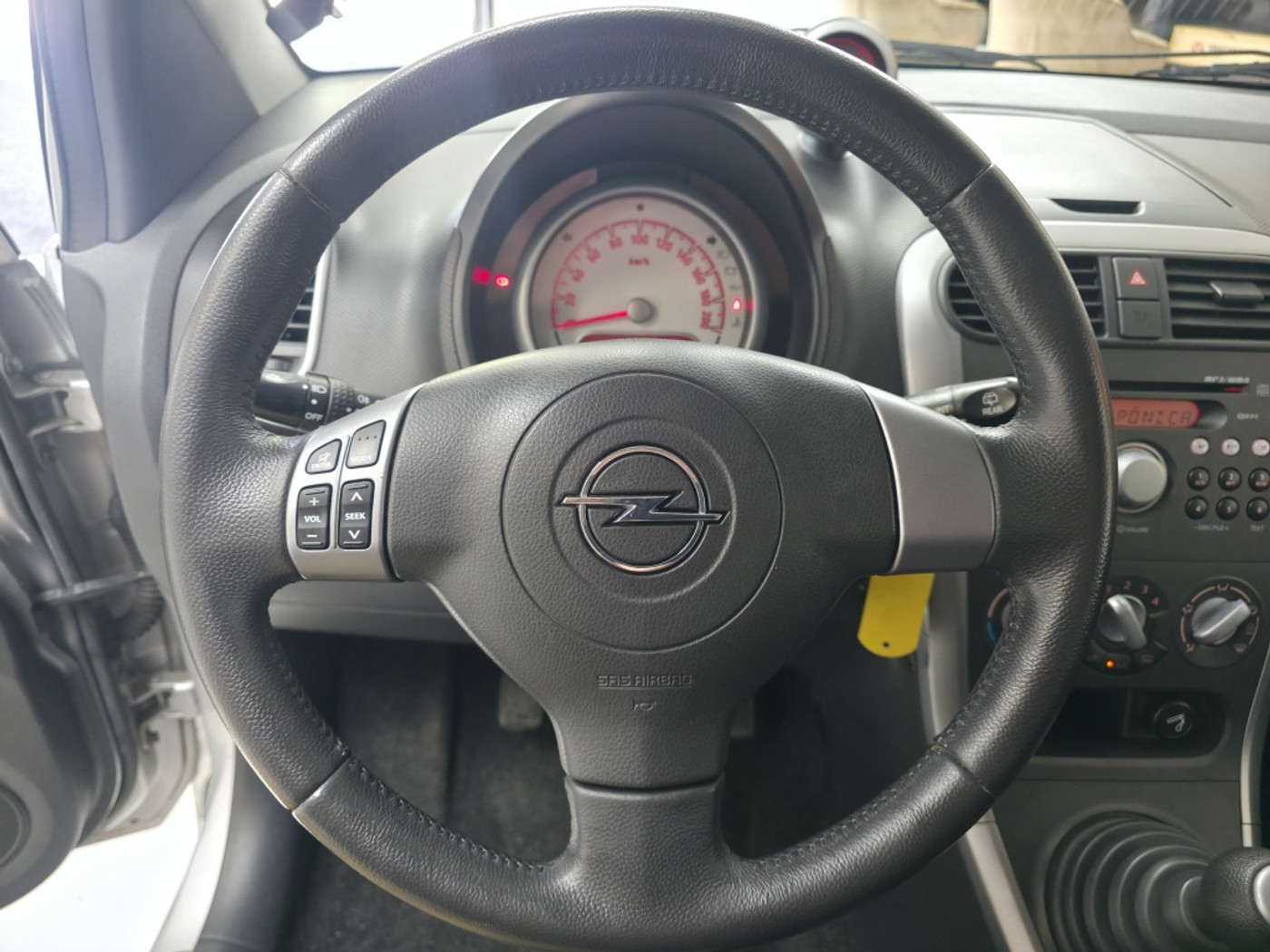 Foto van Opel Agila