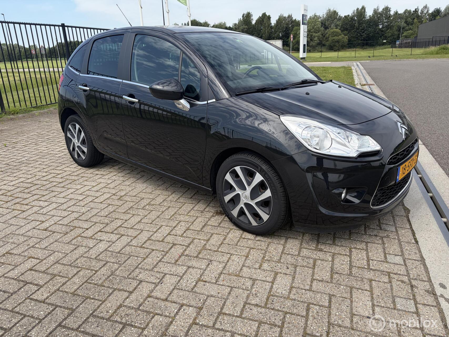 Citroen C3 1.6 e-HDi Selection 2011 - voorkant