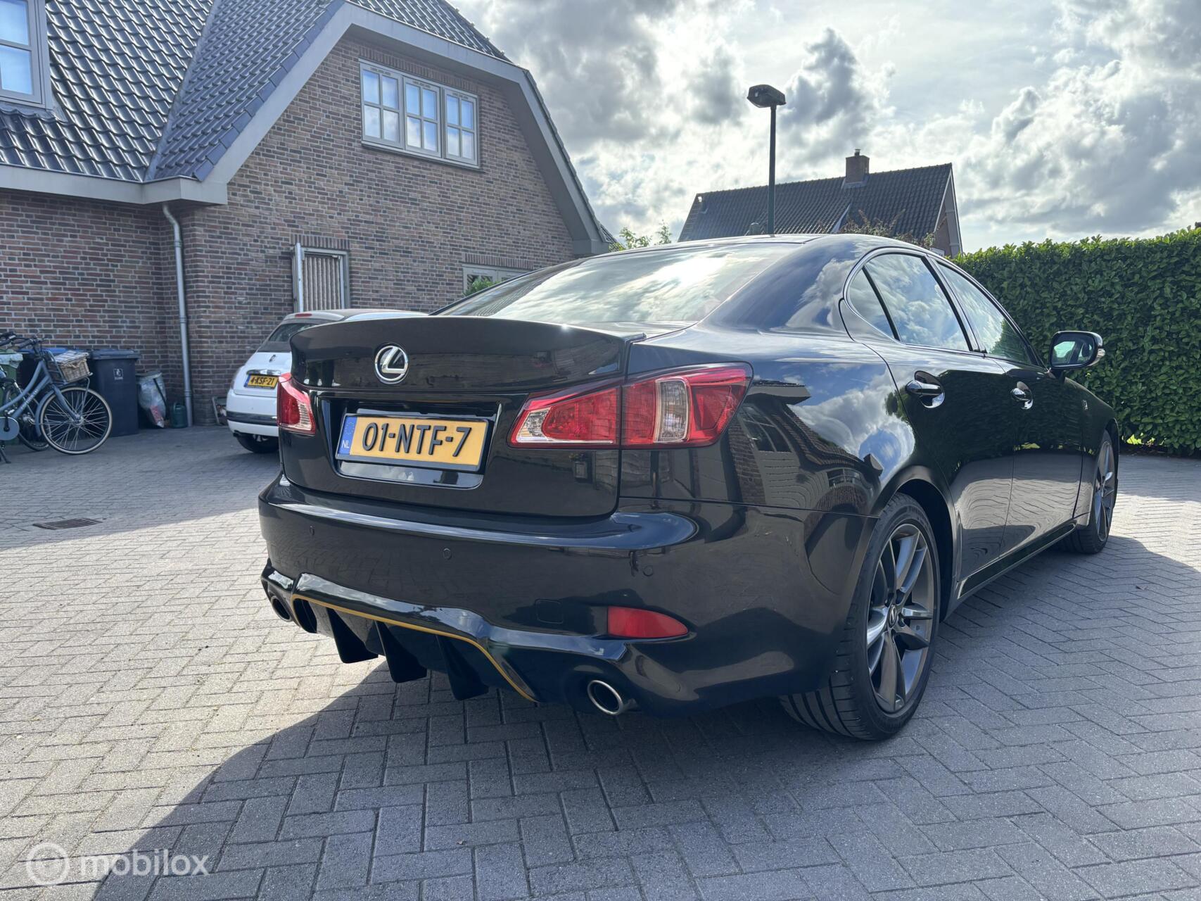 Foto van Lexus Lexus Is250