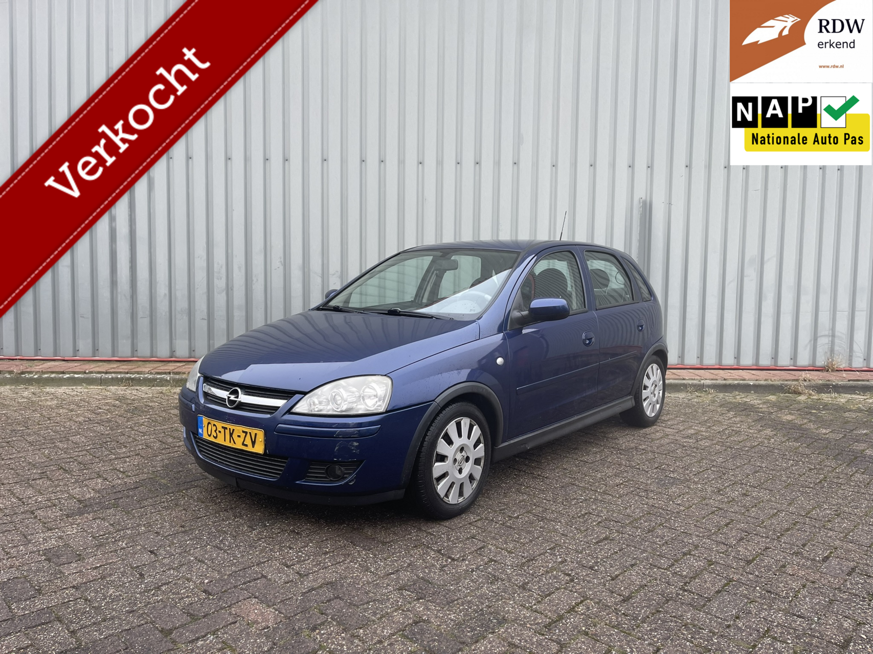 Opel Corsa 1.2-16V 2006 Blauw 175DKM | NAP | CRUISE | AIRCO 2006 - voorkant