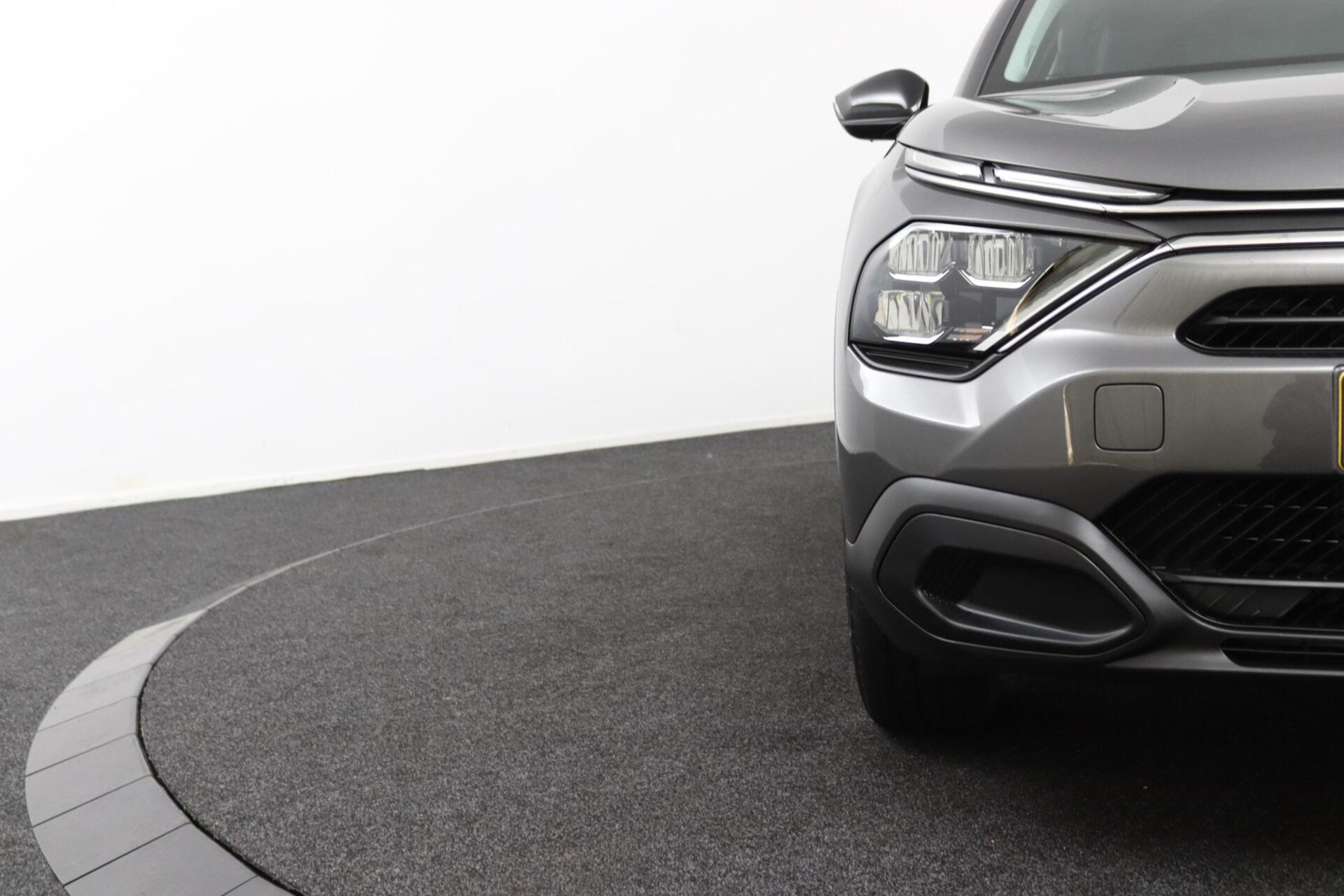 Foto van Citroen E-c4