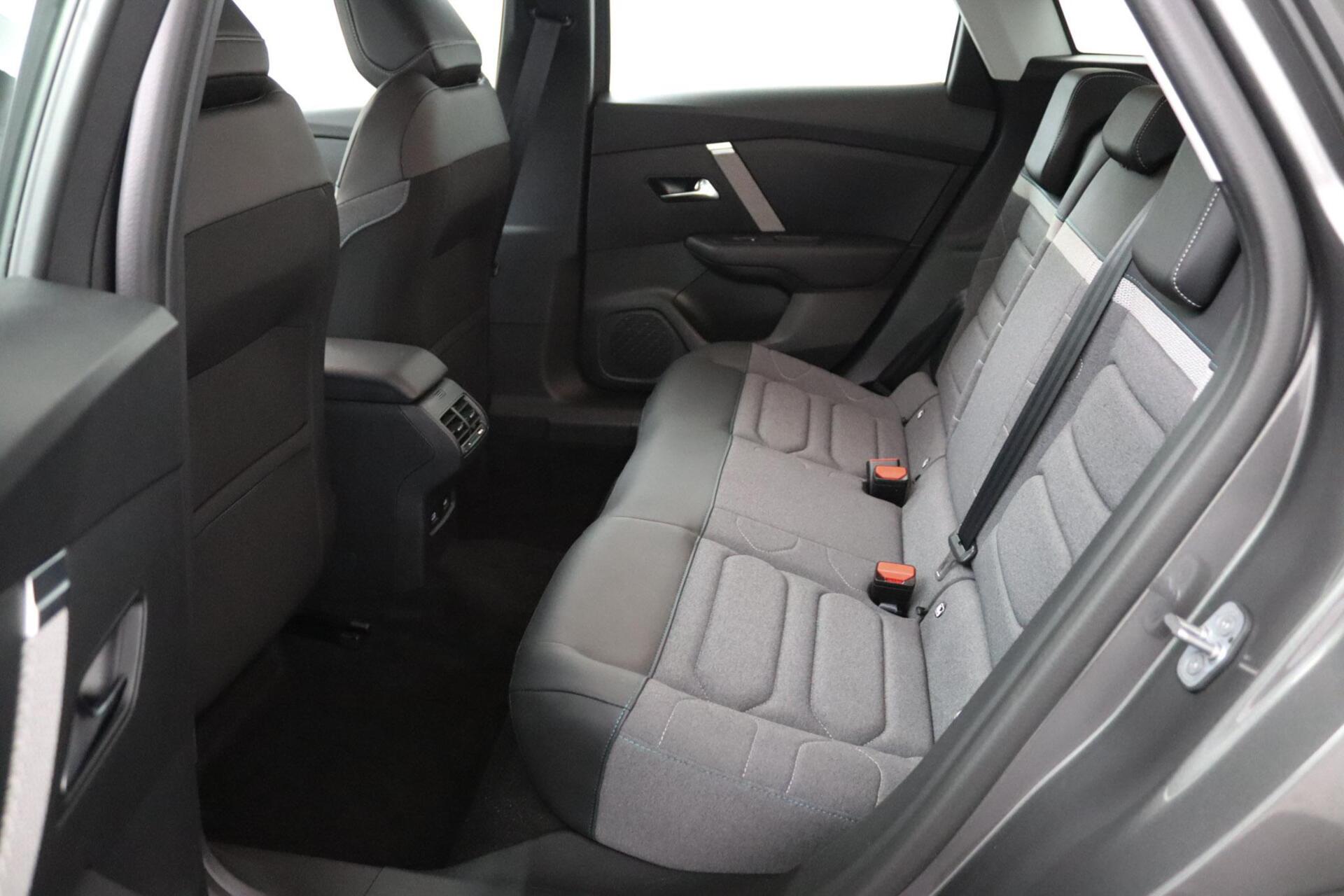Foto van Citroen E-c4