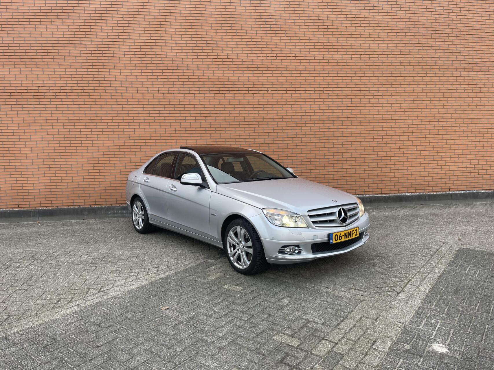 Foto van Mercedes-Benz C 350