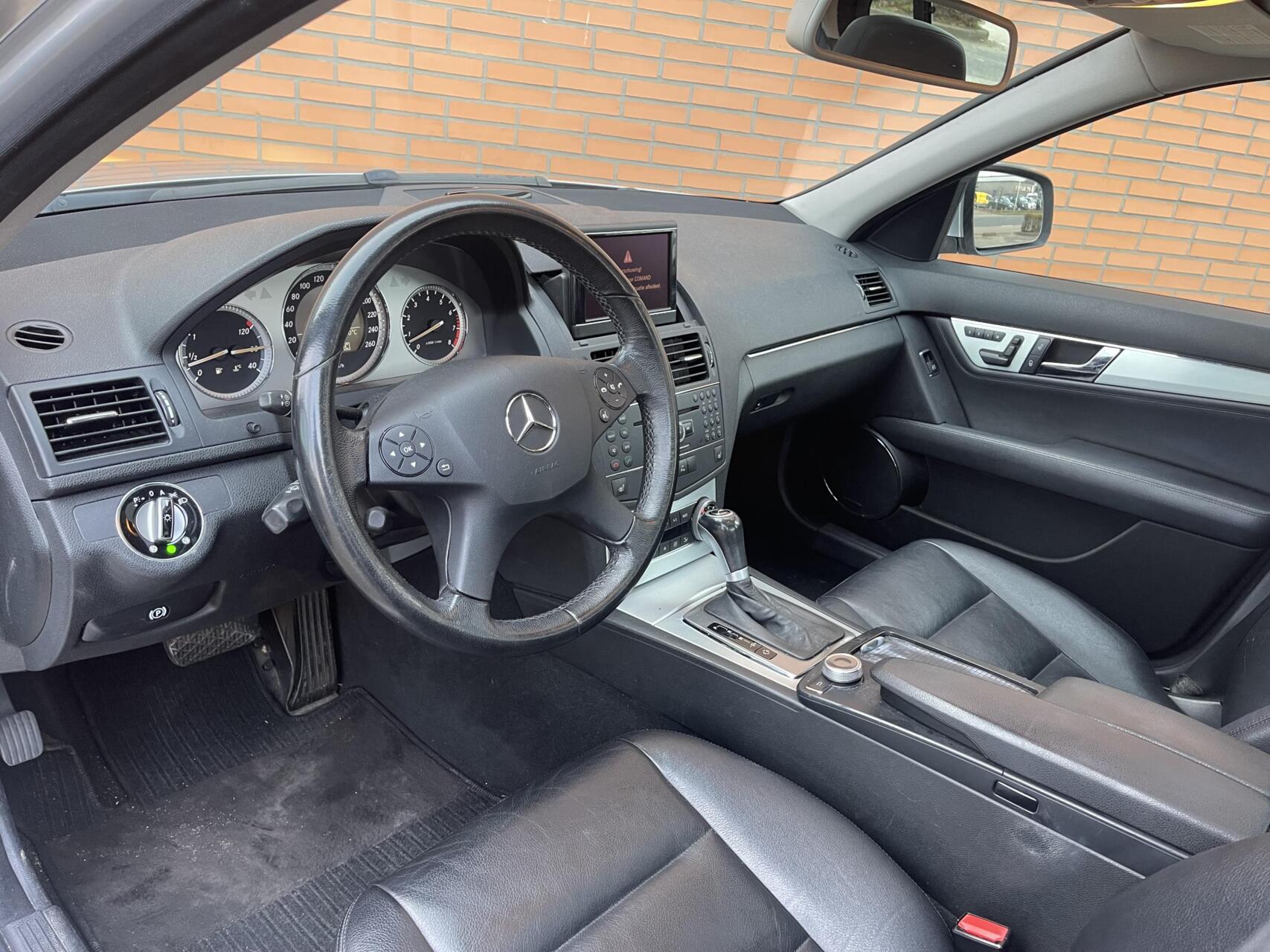 Foto van Mercedes-Benz C 350