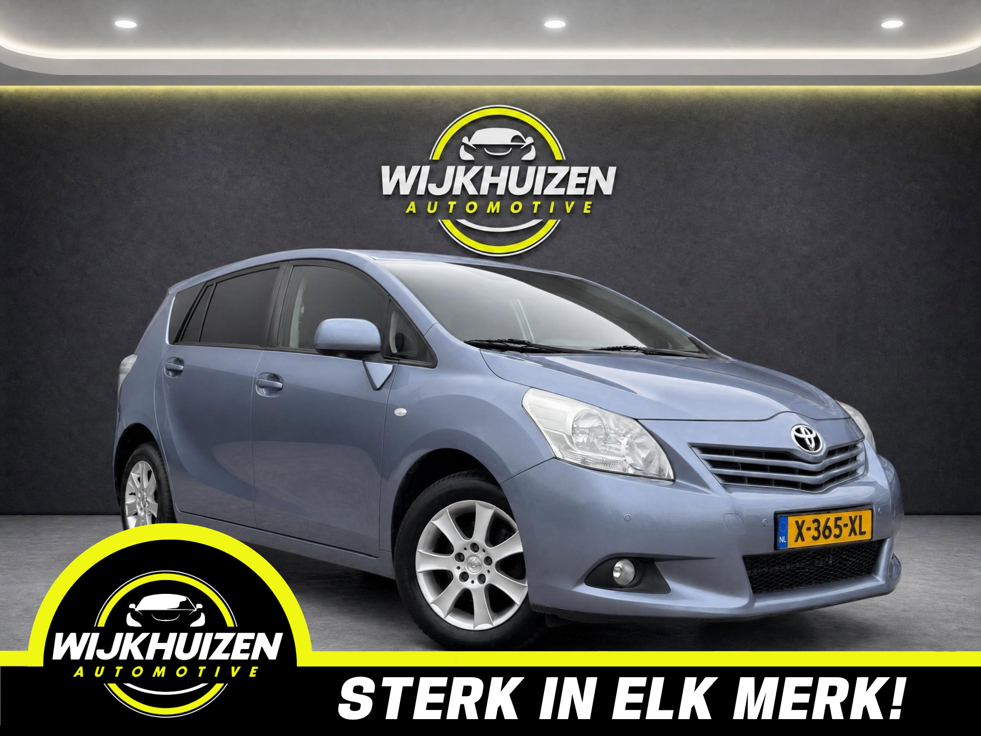 Toyota Toyota Verso 1.8 VVT-i Aspiration met Climate !!! Navigatie !!! Cruise !!! Unieke km stand !!! 2013 - voorkant