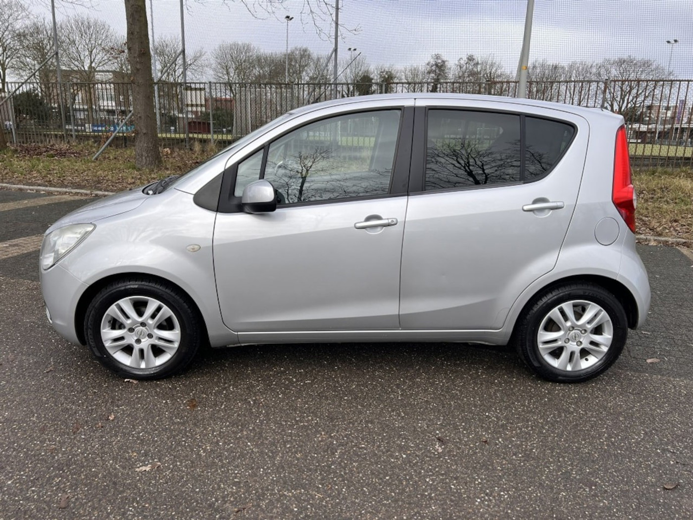 Foto van Opel Agila