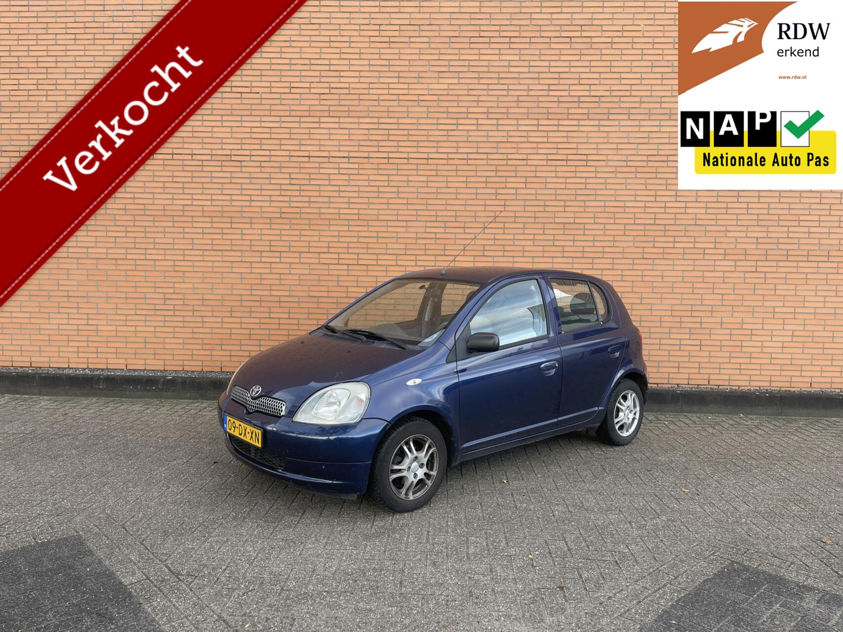 Toyota Toyota Yaris 1.3-16V Automaat | 288DKM | NAP | AIRCO | 5DRS 2000 - voorkant
