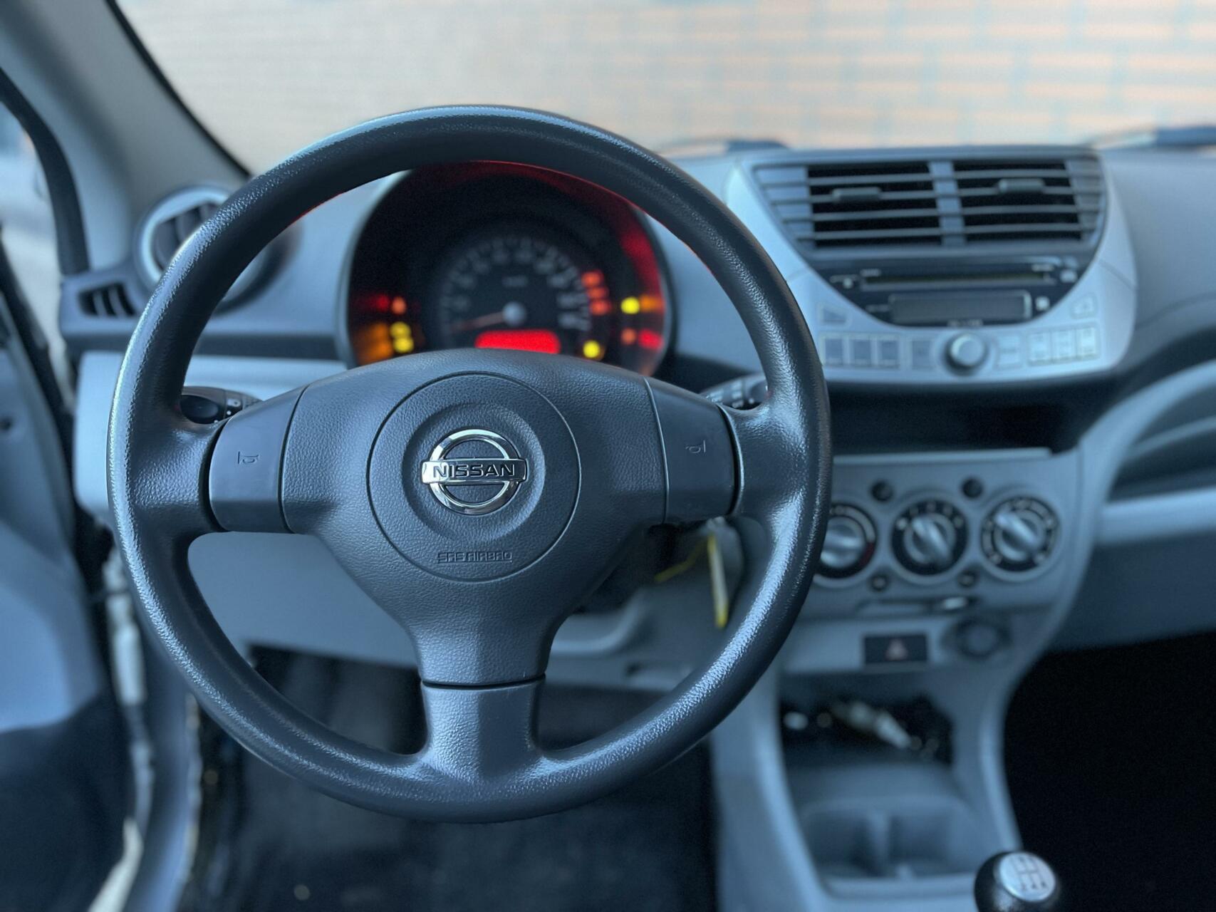 Foto van Nissan Pixo