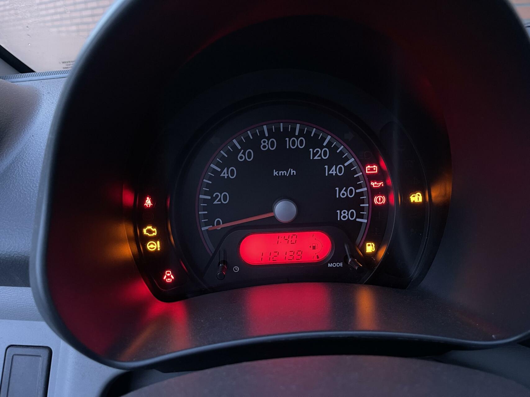 Foto van Nissan Pixo